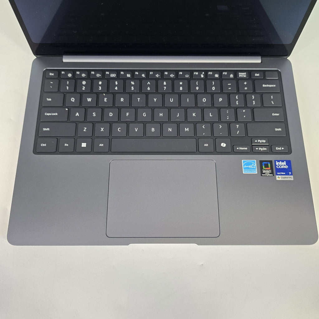 Samsung Galaxy Book6 Pro 14 Gray Blue 1.9 GHz Intel Core Ultra 7 Series 3 32GB RAM 1TB Solid State Drive