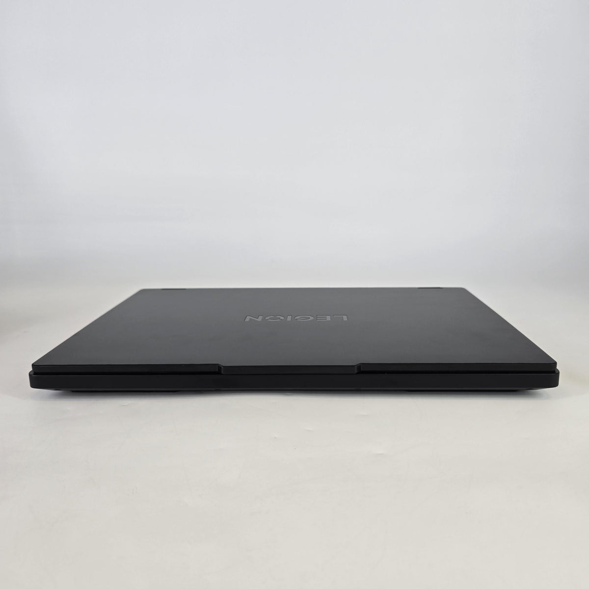 Lenovo Legion Pro 5 Gen 10 16 Black 3.6 GHz AMD Ryzen 7 8745HX 32GB RAM 1TB Solid State Drive NVIDIA GeForce RTX 5060 8 GB