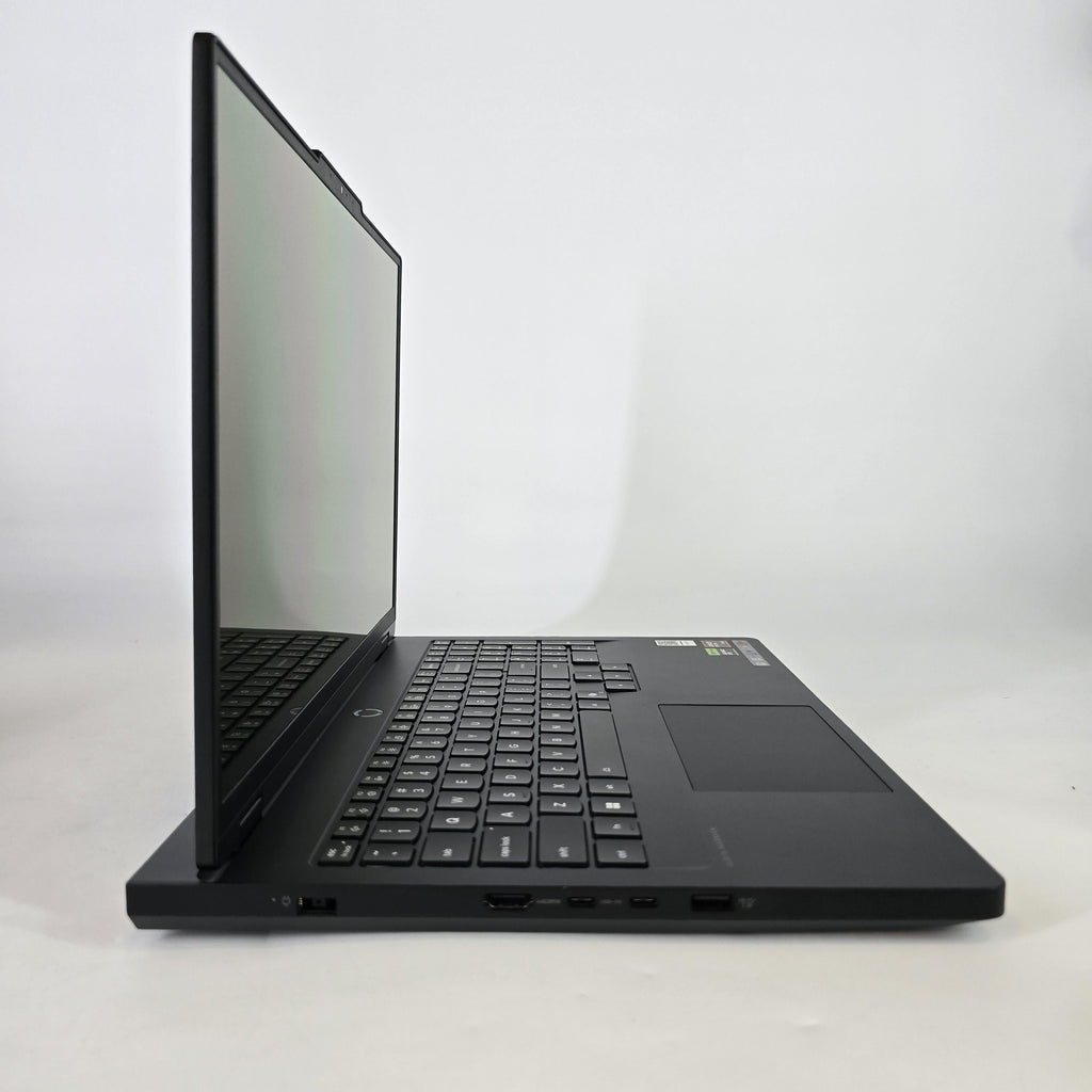 Lenovo Legion Pro 5 Gen 10 16 Black 3.6 GHz AMD Ryzen 7 8745HX 32GB RAM 1TB Solid State Drive NVIDIA GeForce RTX 5060 8 GB