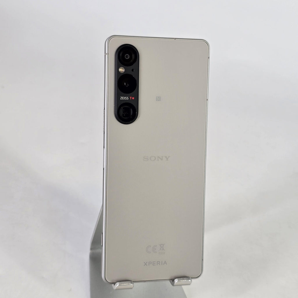 Sony Xperia 1 V 12GB RAM 256GB Silver (GSM Unlocked)
