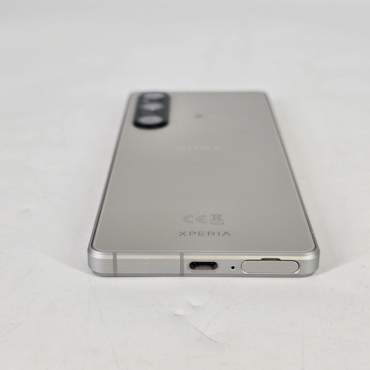 Sony Xperia 1 V 12GB RAM 256GB Silver (GSM Unlocked)