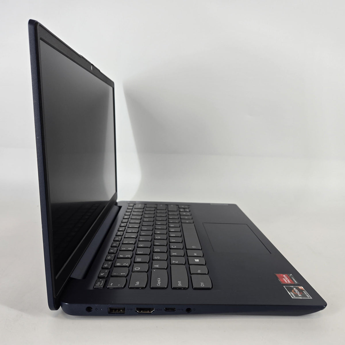 Lenovo IdeaPad 3 14 Blue 2.1 GHz AMD Ryzen 5 5500U 8GB RAM 256GB Solid State Drive