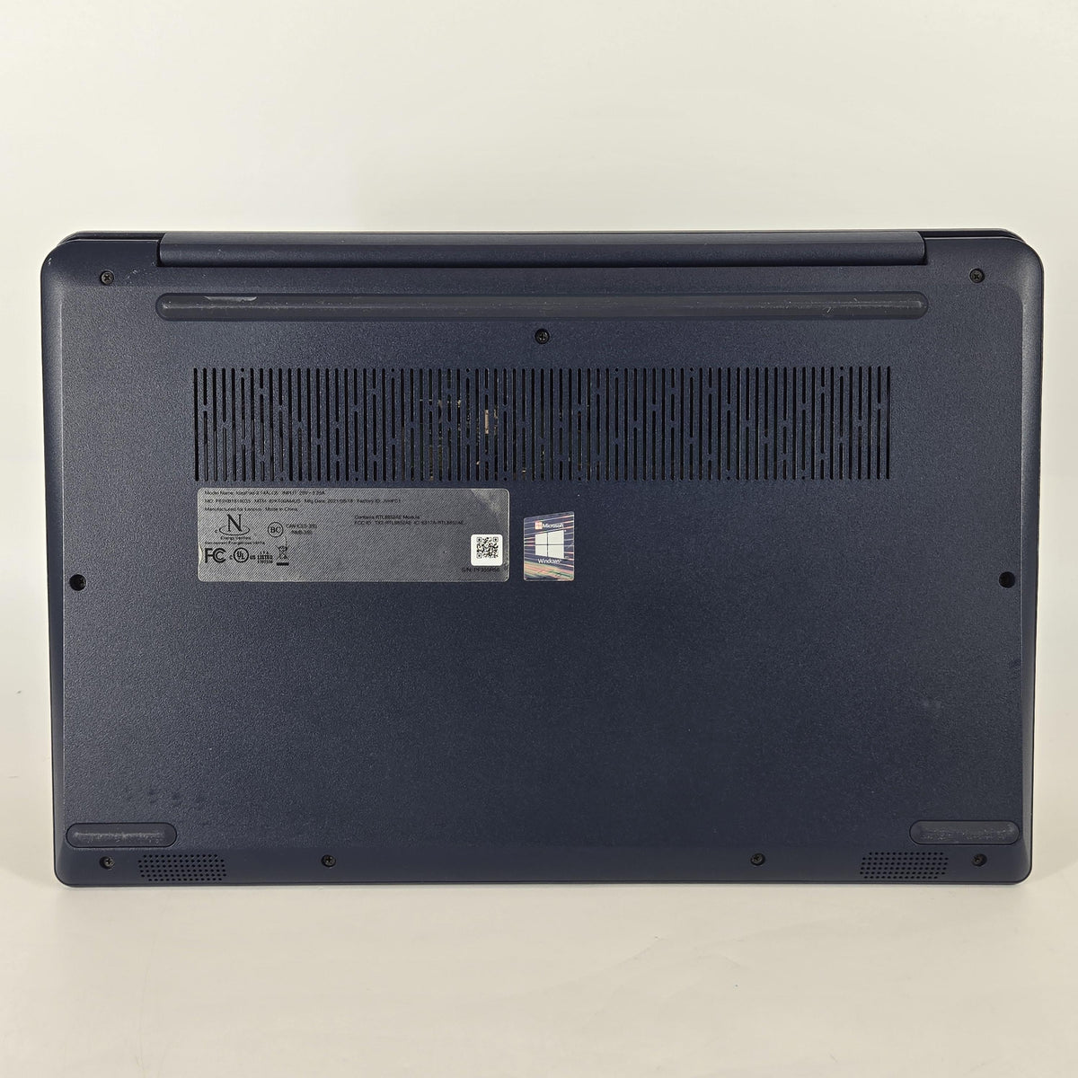 Lenovo IdeaPad 3 14 Blue 2.1 GHz AMD Ryzen 5 5500U 8GB RAM 256GB Solid State Drive