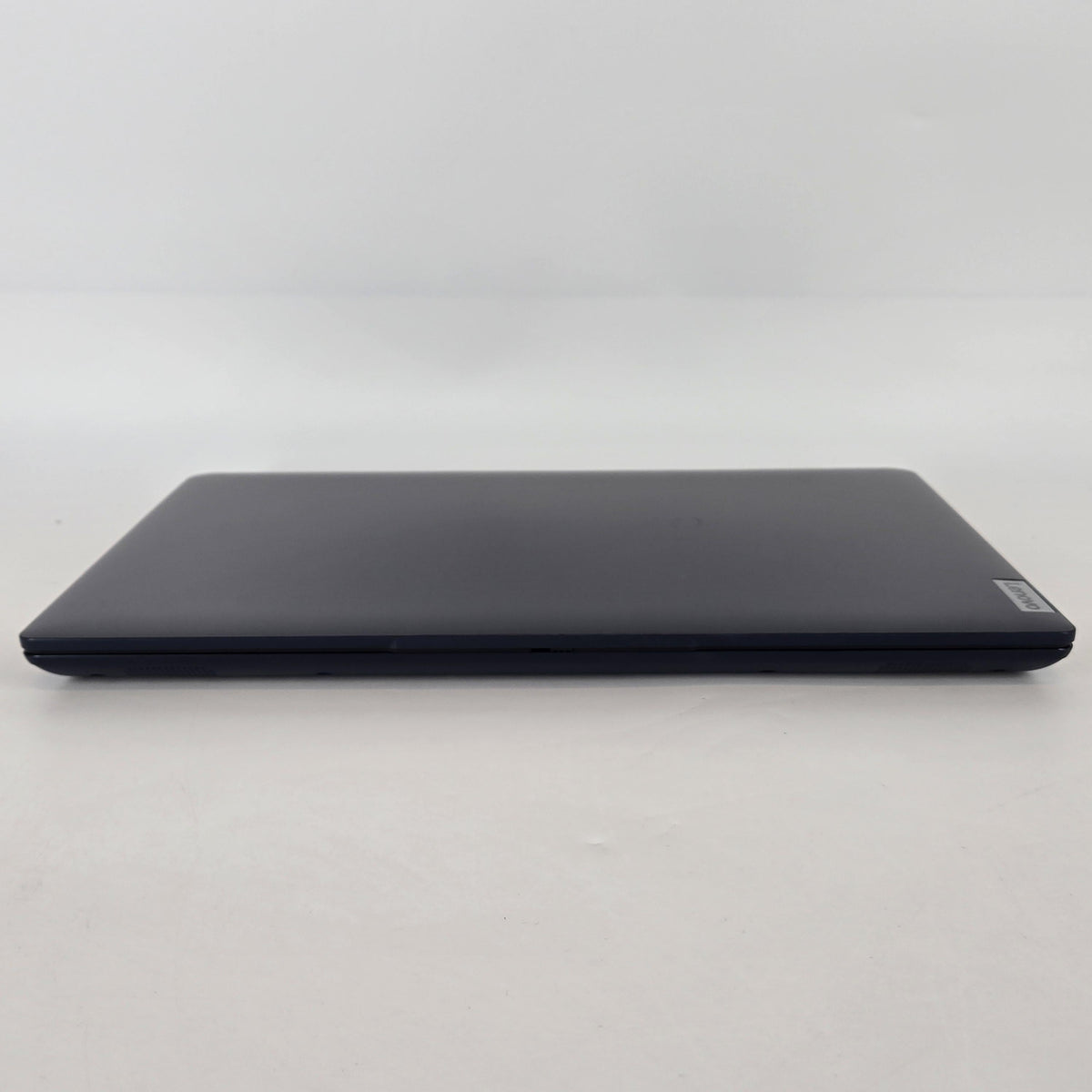 Lenovo IdeaPad 3 14 Blue 2.1 GHz AMD Ryzen 5 5500U 8GB RAM 256GB Solid State Drive