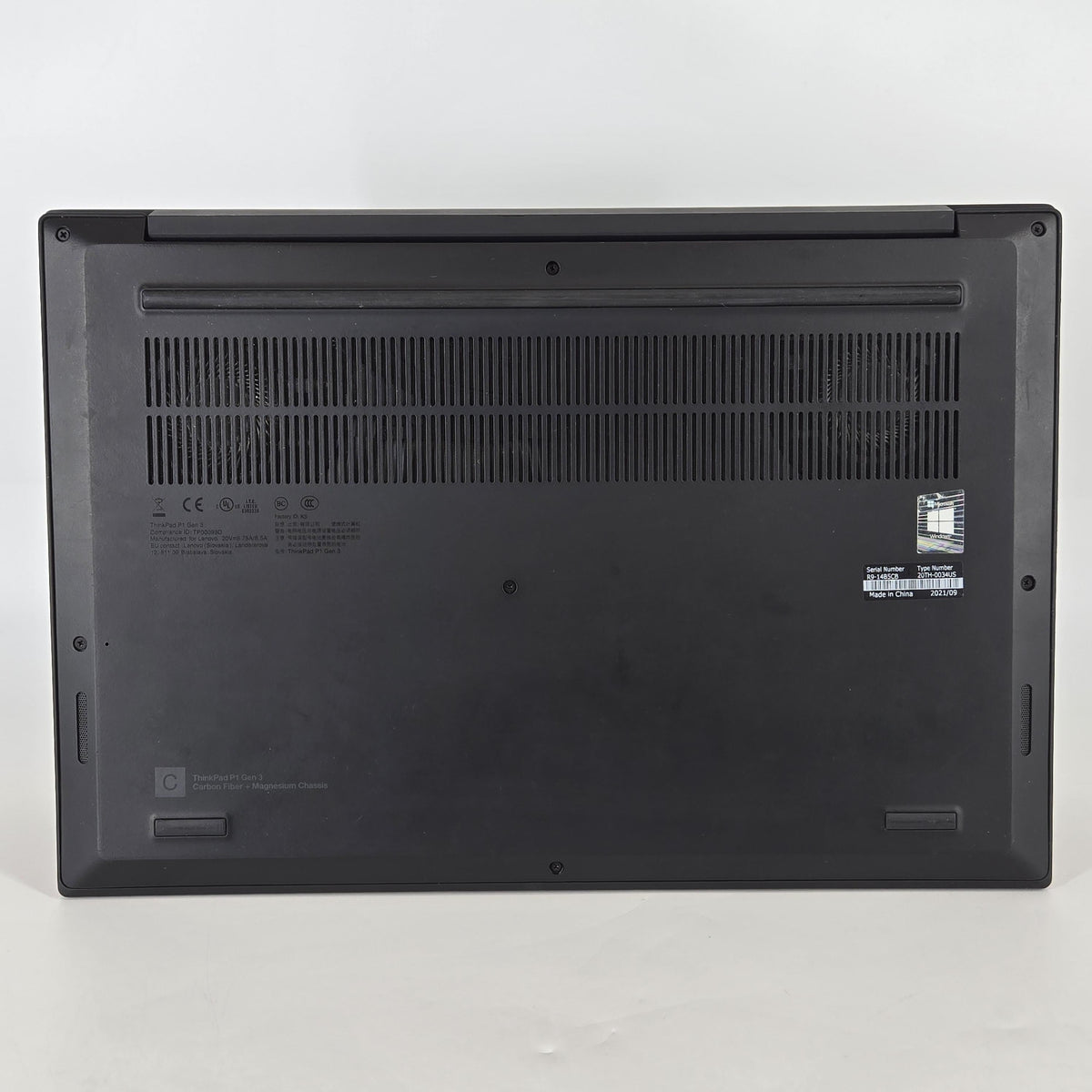 Lenovo ThinkPad P1 Gen 3 15.6 2020 Black 2.7 GHz Intel Core i7 10th Gen. 16GB RAM 512GB Solid State Drive NVIDIA Quadro T2000 4 GB
