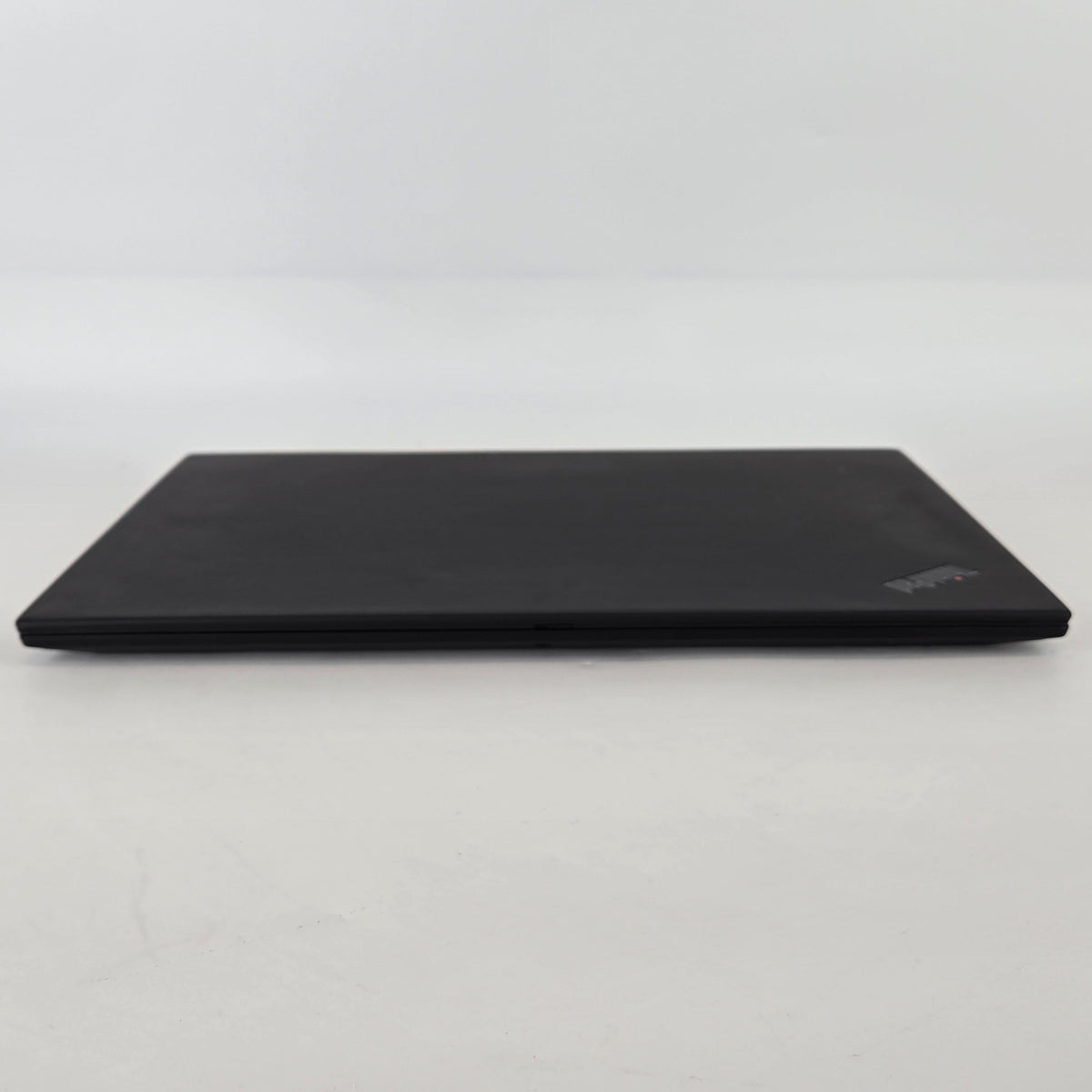 Lenovo ThinkPad P1 Gen 3 15.6 2020 Black 2.7 GHz Intel Core i7 10th Gen. 16GB RAM 512GB Solid State Drive NVIDIA Quadro T2000 4 GB