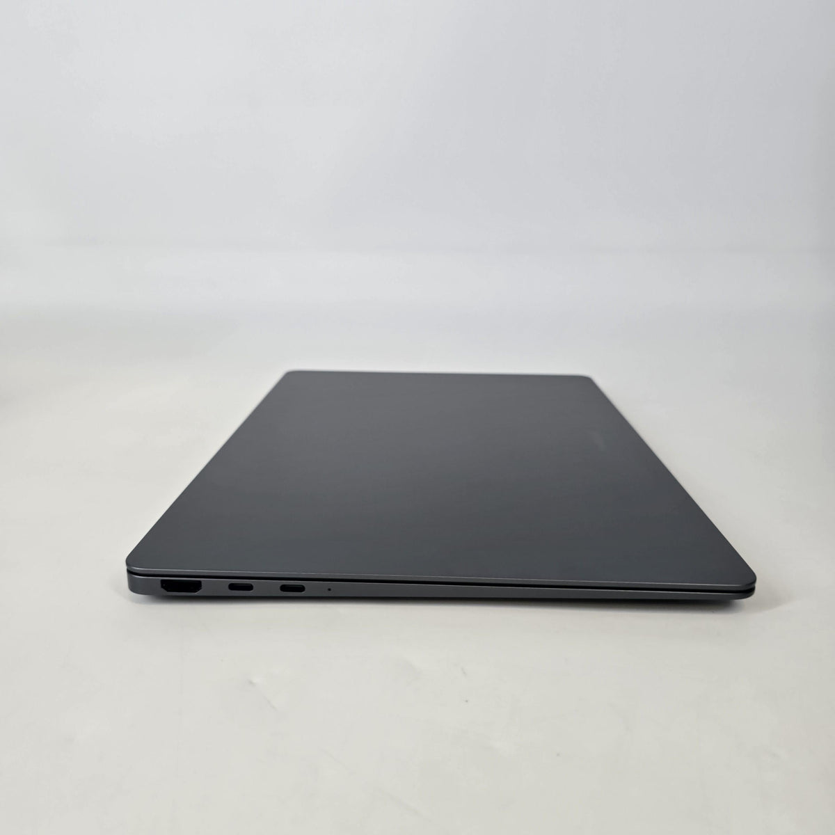Samsung Galaxy Book6 Pro 14 Gray Blue 1.9 GHz Intel Core Ultra 7 16GB RAM 512GB Solid State Drive