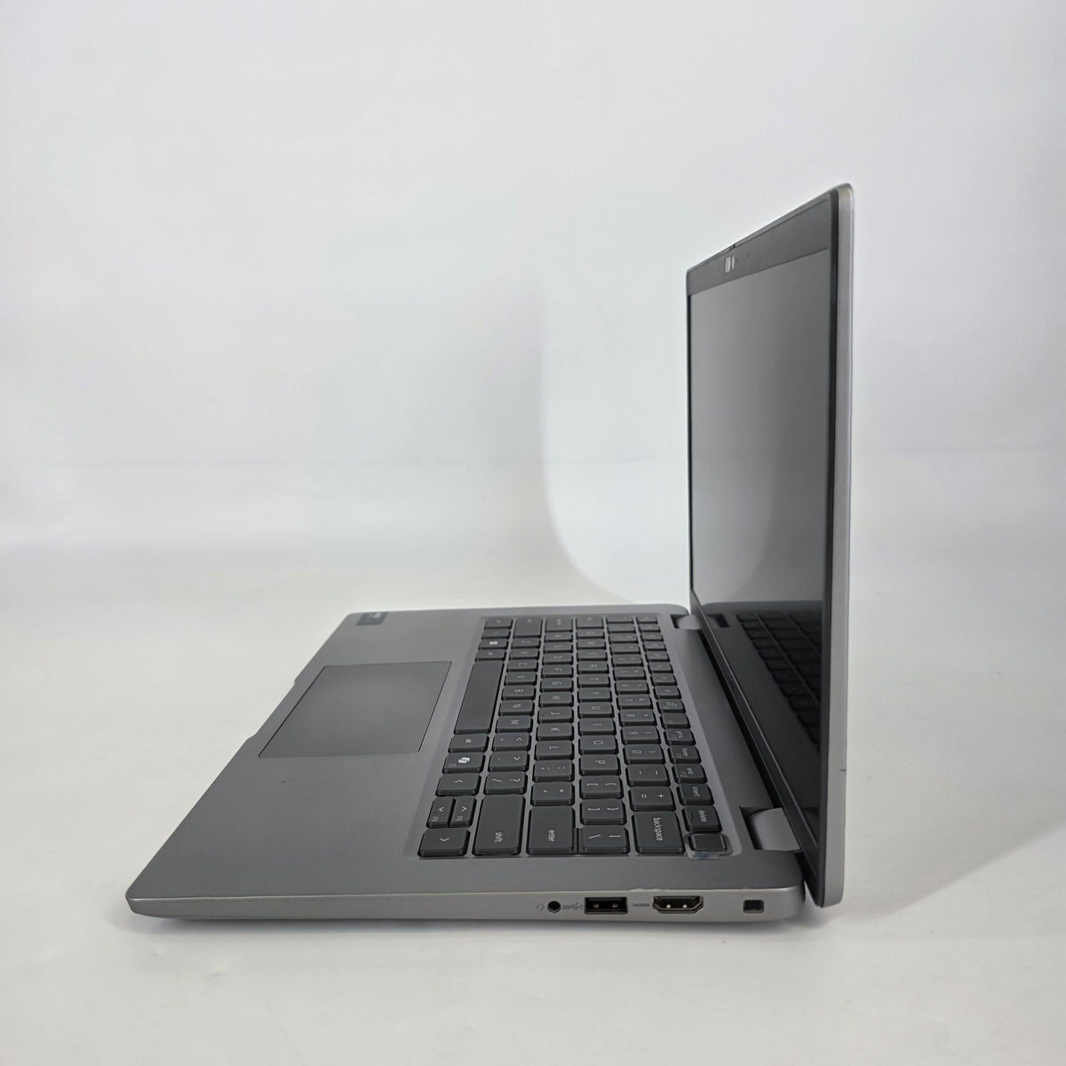 Dell Latitude 5450 14 Gray 1.7 GHz Intel Core Ultra 7 16GB RAM 512GB Solid State Drive