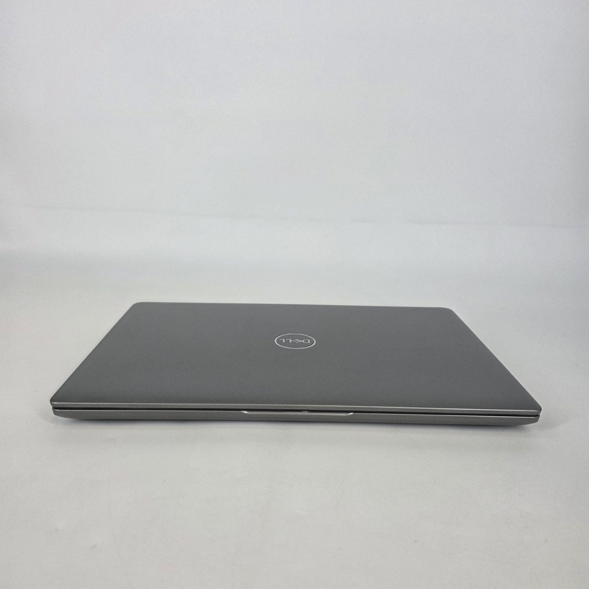Dell Latitude 5450 14 Gray 1.7 GHz Intel Core Ultra 7 16GB RAM 512GB Solid State Drive