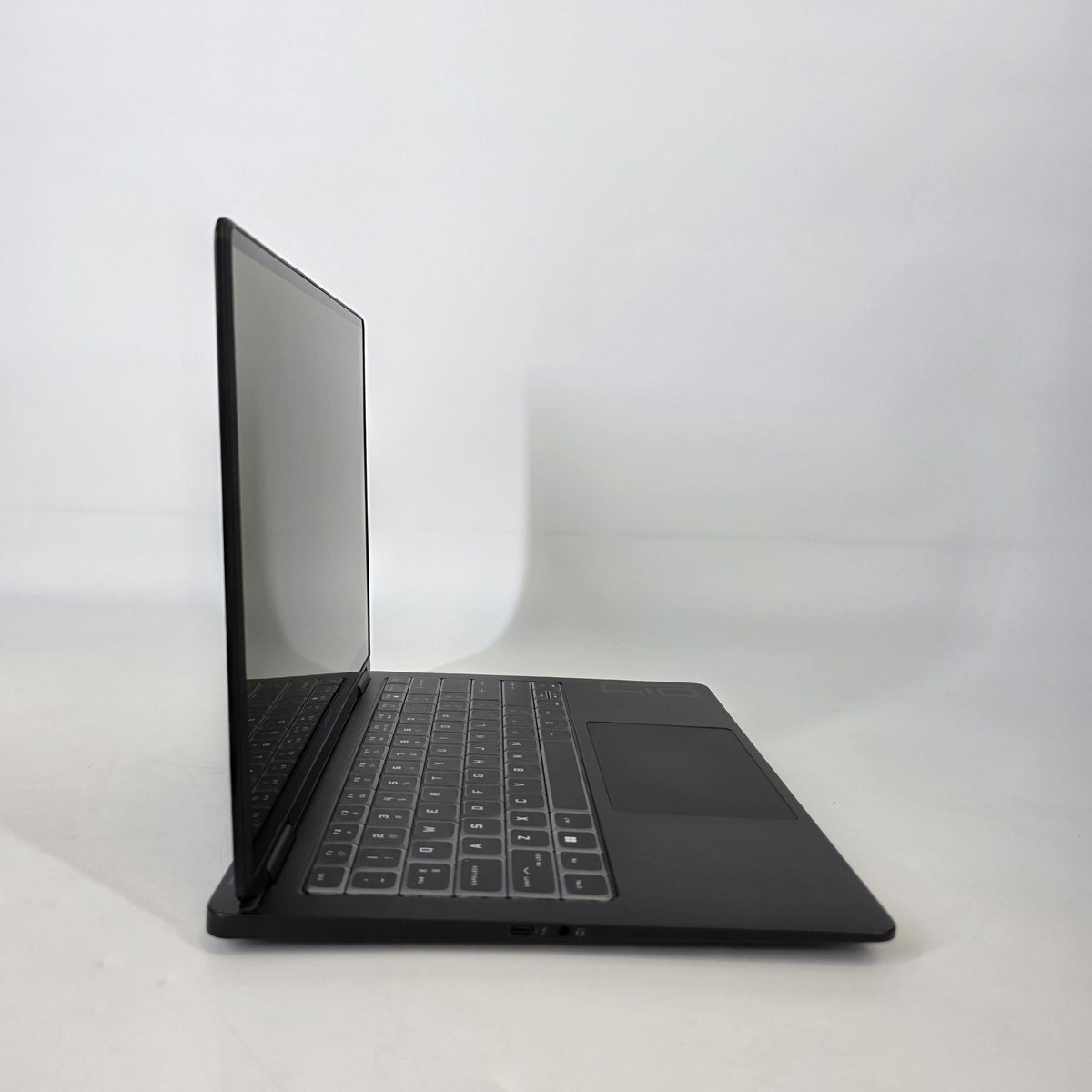 HP Omen Transcend 14 Black 3.8 GHz Intel Core Ultra 7 16GB RAM 1TB Solid State Drive NVIDIA GeForce RTX 4060 8 GB