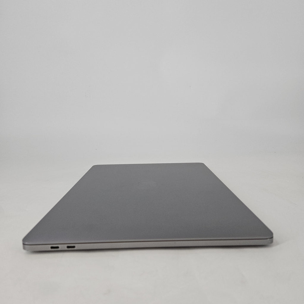 Apple MacBook Pro 15 Touch Bar 2017 Space Gray 3.1 GHz Intel Core i7 7th Gen. 16GB RAM 2TB Solid State Drive AMD Radeon Pro 560 4 GB