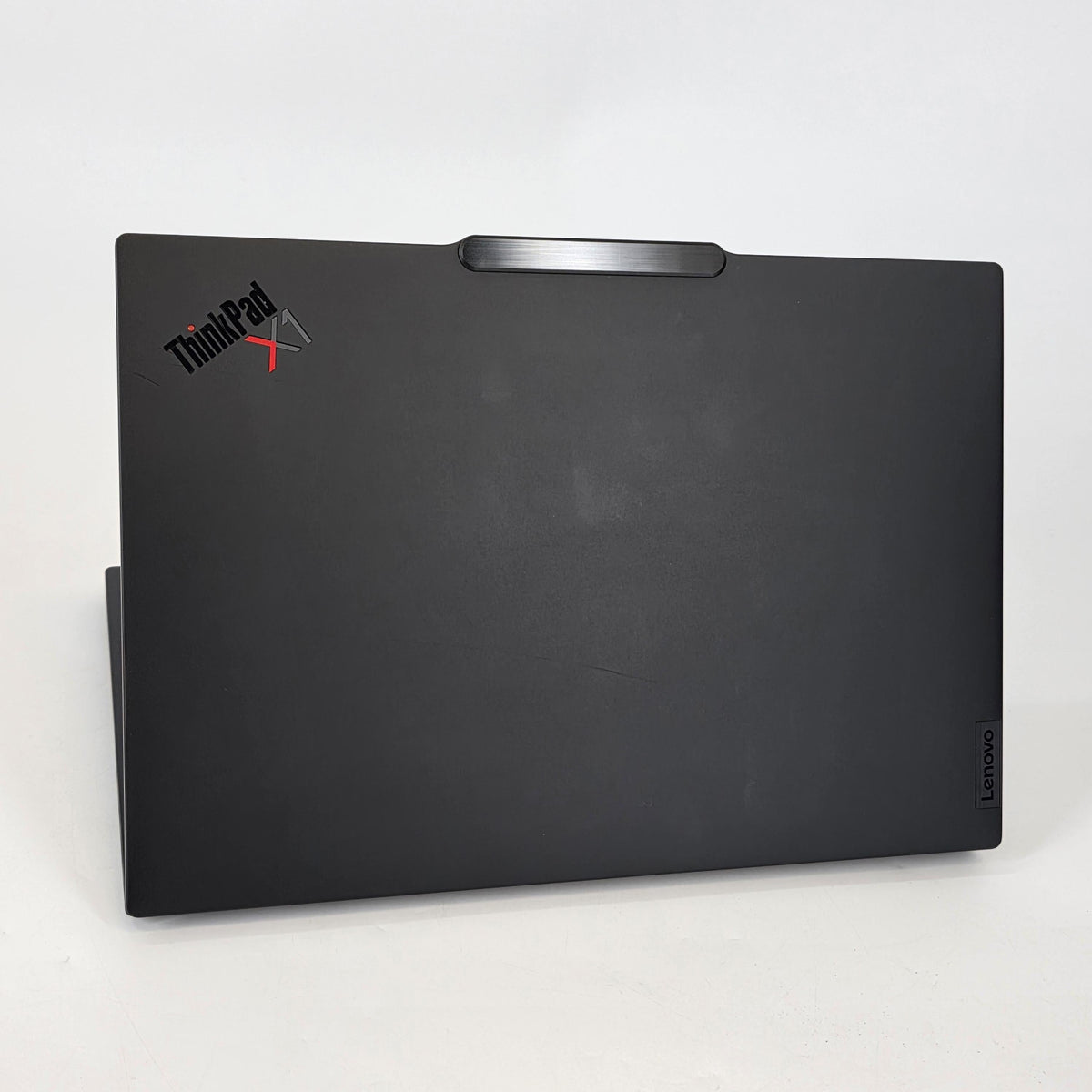 Lenovo ThinkPad X1 Carbon Gen 13 14 Black 2.0 GHz Intel Core Ultra 7 Series 2 32GB RAM 512GB Solid State Drive