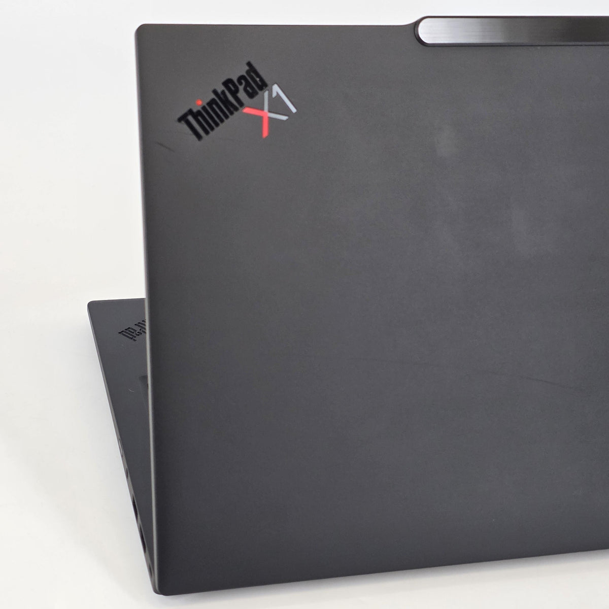 Lenovo ThinkPad X1 Carbon Gen 13 14 Black 2.0 GHz Intel Core Ultra 7 Series 2 32GB RAM 512GB Solid State Drive