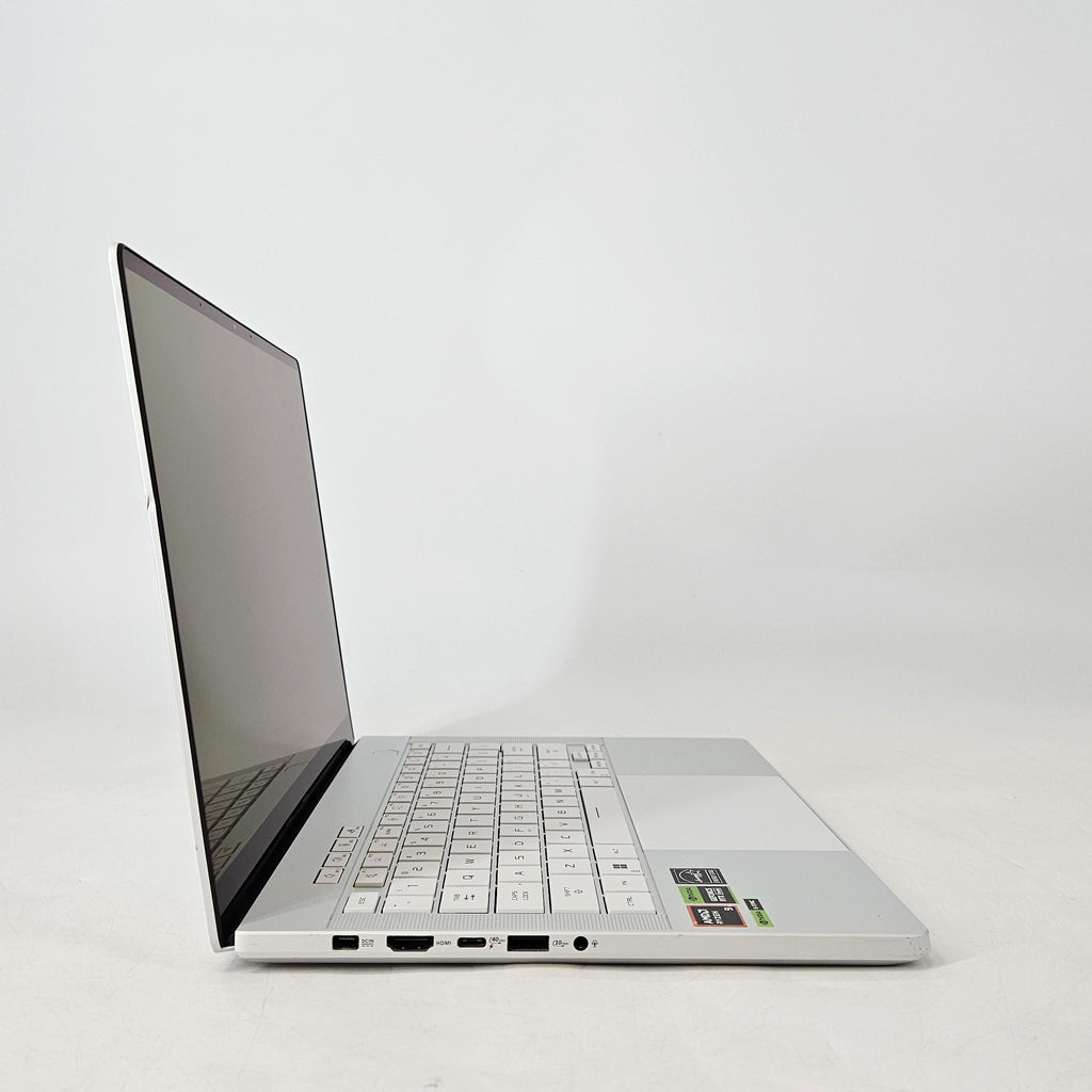ROG Zephyrus G14 GA403 14 White 4.0 GHz AMD Ryzen 9 8945HS 16GB RAM 1TB Solid State Drive NVIDIA GeForce RTX 4060 8 GB