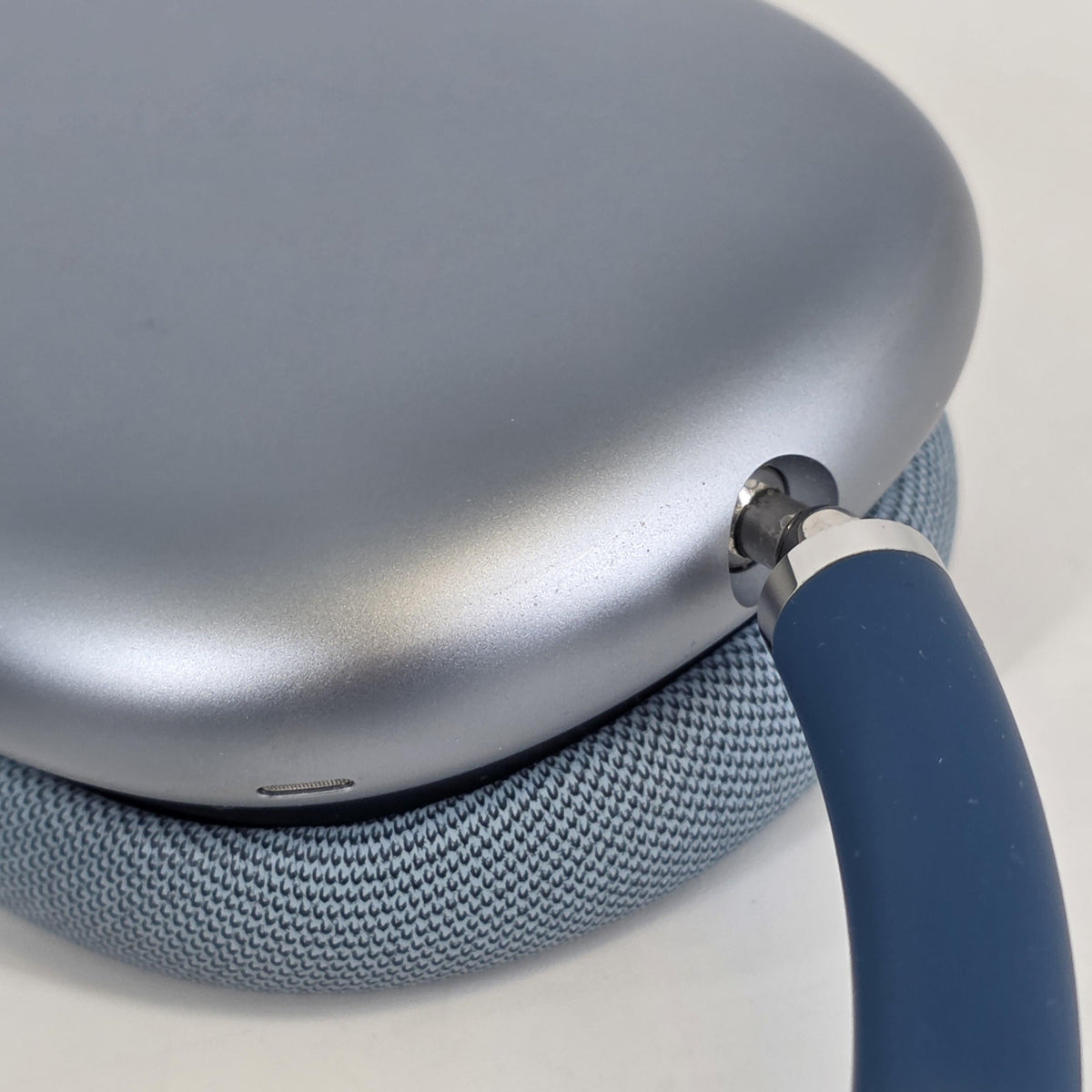 Apple AirPods Max Lightning Blue