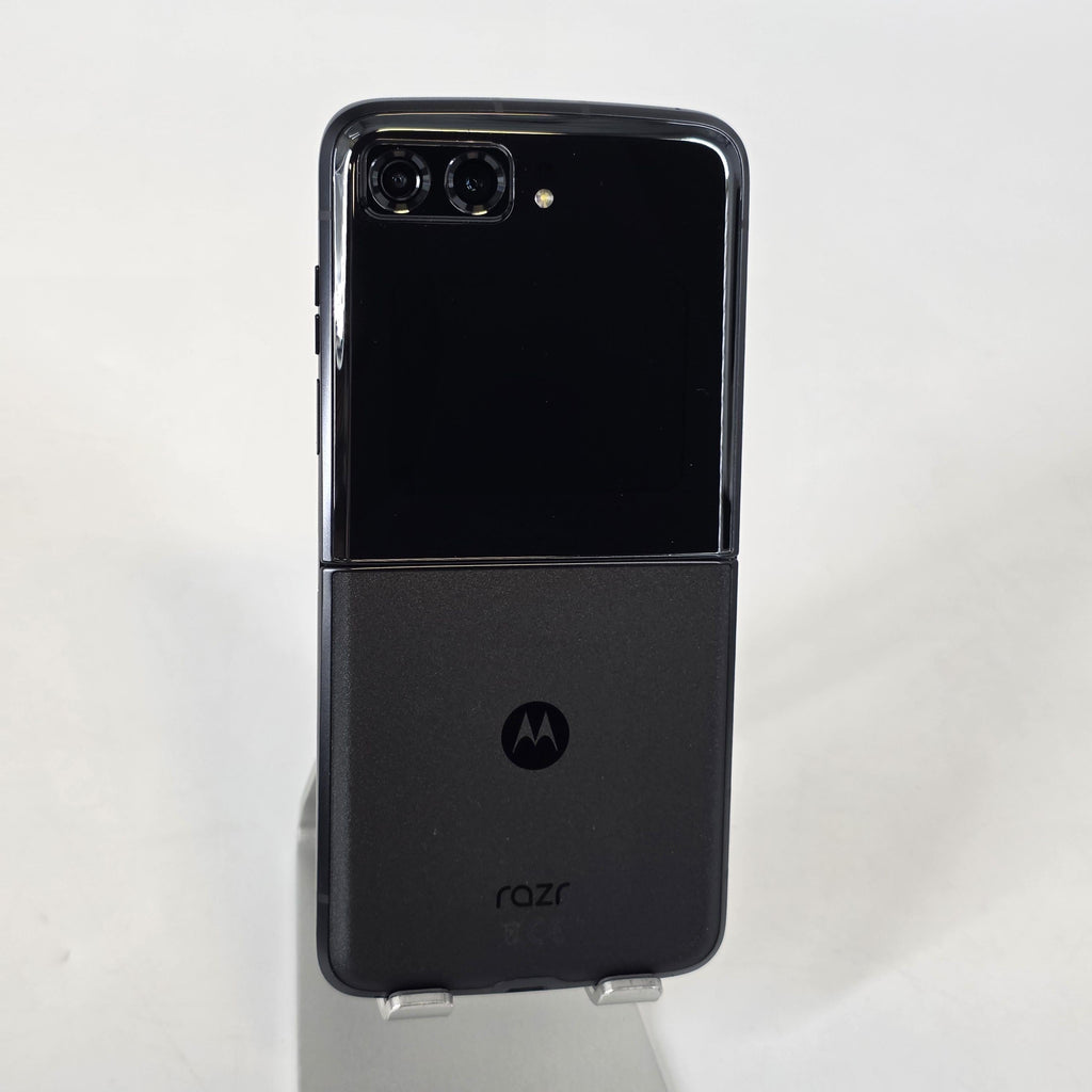 Motorola Razr (2022) 8GB RAM 256GB Black (GSM Unlocked)