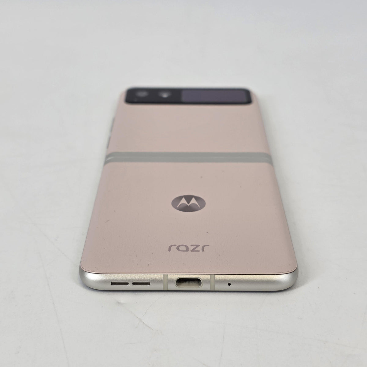 Motorola Razr (2023) 8GB RAM 128GB Pink (GSM Unlocked)