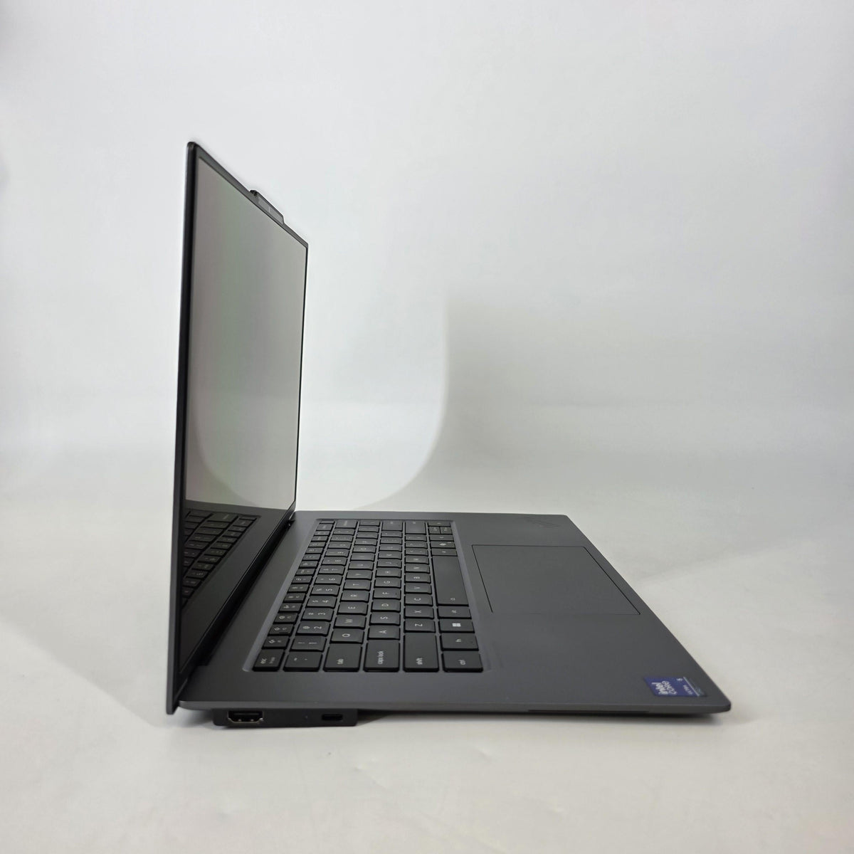 Lenovo ThinkPad X9 15 Gray 2.1 GHz Intel Core Ultra 5 Series 2 32GB RAM 2TB Solid State Drive
