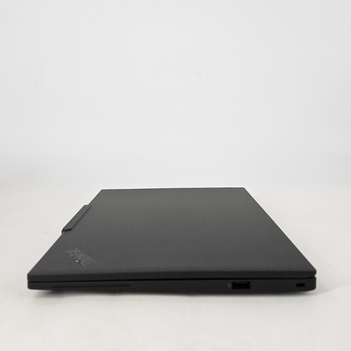 Lenovo ThinkPad X13 Gen 6 Black 2.0 GHz Intel Core Ultra 7 Series 2 16GB RAM 512GB Solid State Drive