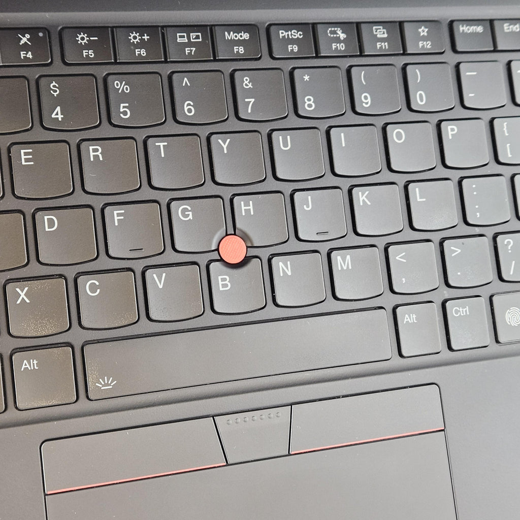 Lenovo ThinkPad X1 Carbon Gen 12 14 Black 1.4 GHz Intel Core Ultra 7 16GB RAM 512GB Solid State Drive