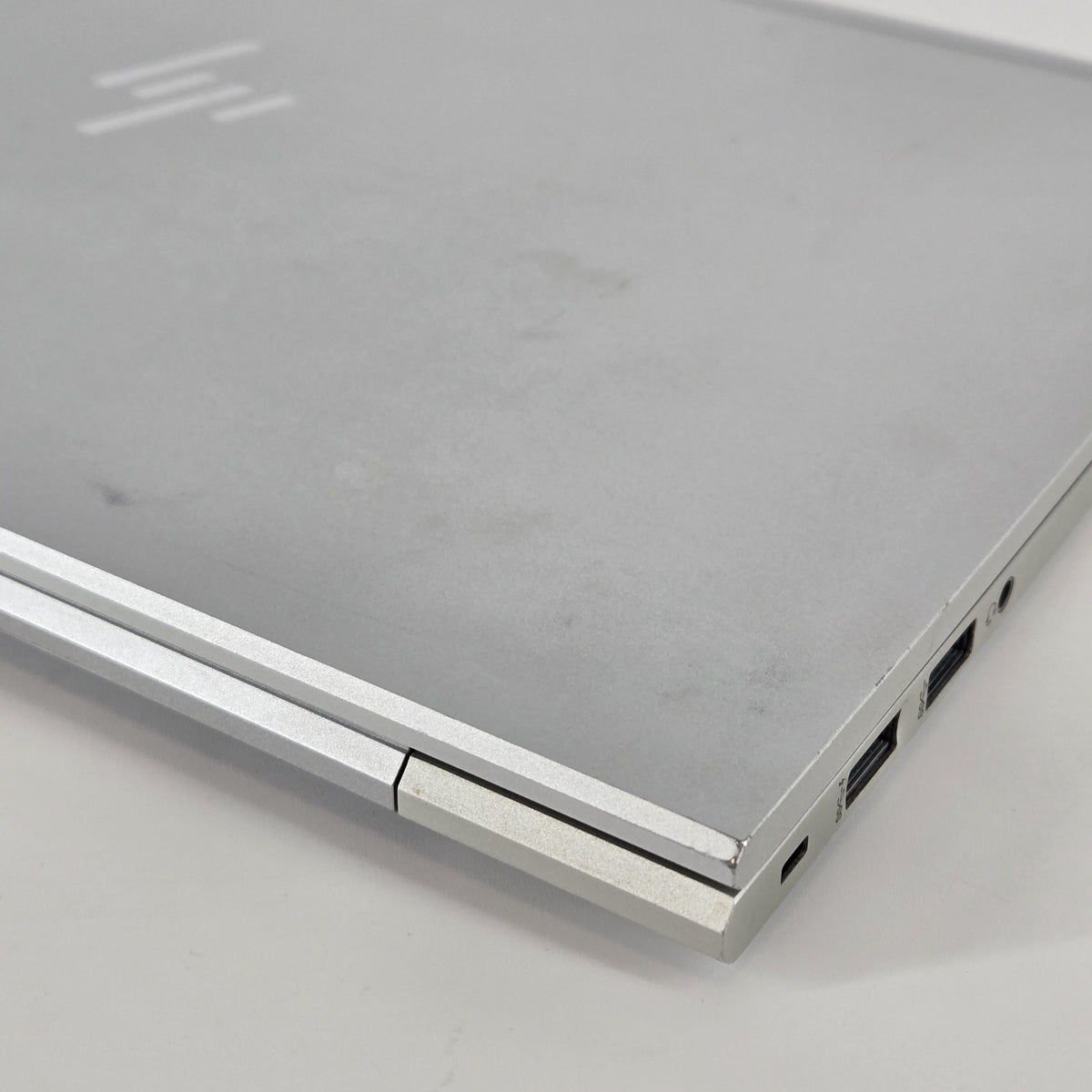 HP Elitebook 840 G7 14 Silver 1.1 GHz Intel Core i7 10th Gen. 16GB RAM 512GB Solid State Drive