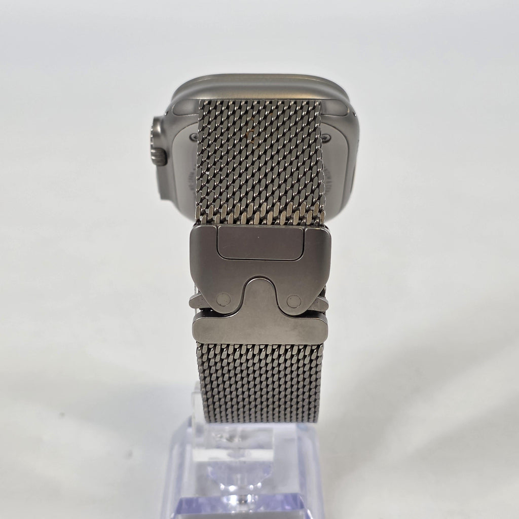 Apple Watch (Ultra 2) 49mm Natural Unlocked 64GB