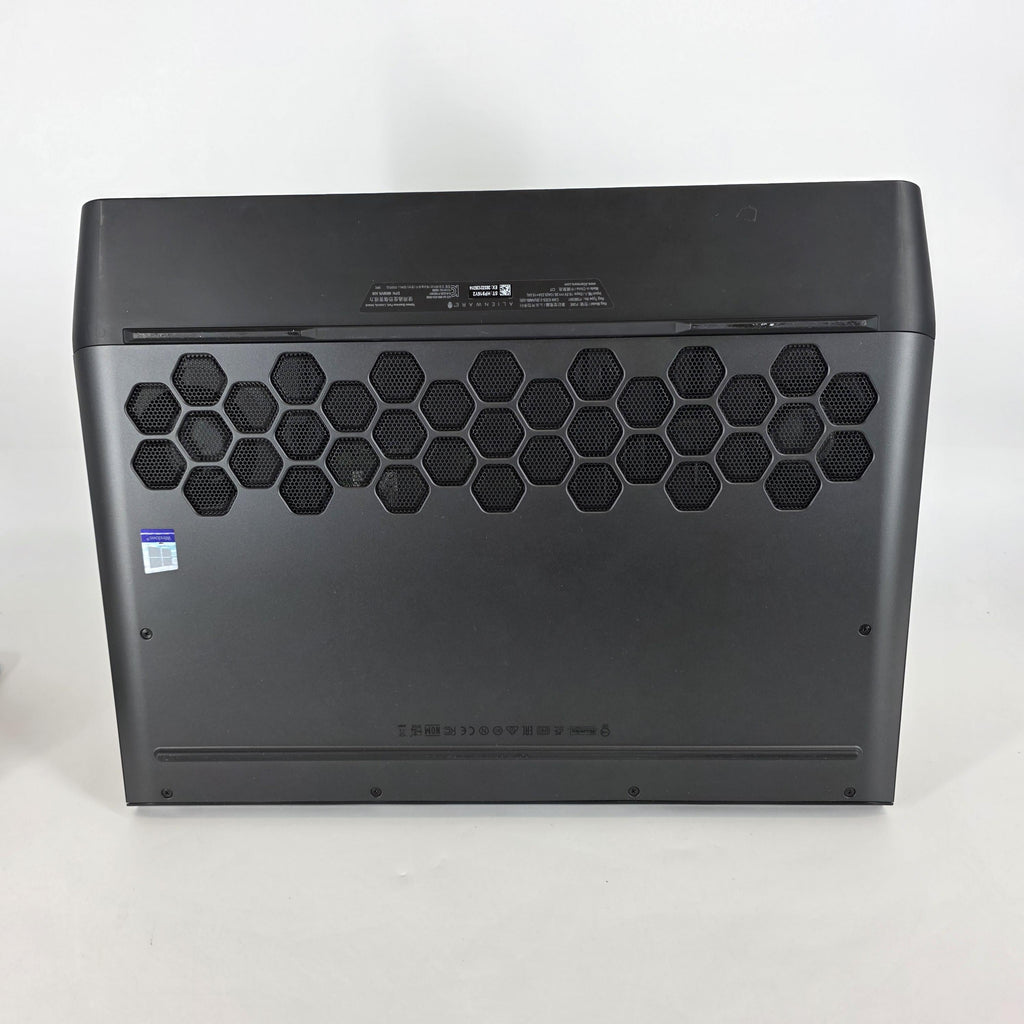 Alienware Area-51m R1 17.3 Black 3.6 GHz Intel Core i9 9th Gen. 64GB RAM 512GB Solid State Drive 500GB Solid State Drive NVIDIA GeForce RTX 2080 8 GB