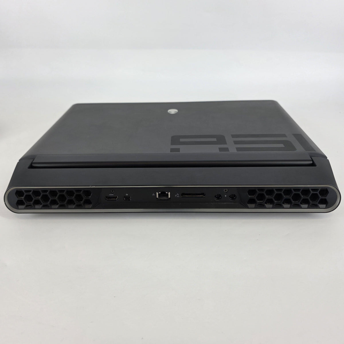 Alienware Area-51m R1 17.3 Black 3.6 GHz Intel Core i9 9th Gen. 64GB RAM 512GB Solid State Drive 500GB Solid State Drive NVIDIA GeForce RTX 2080 8 GB