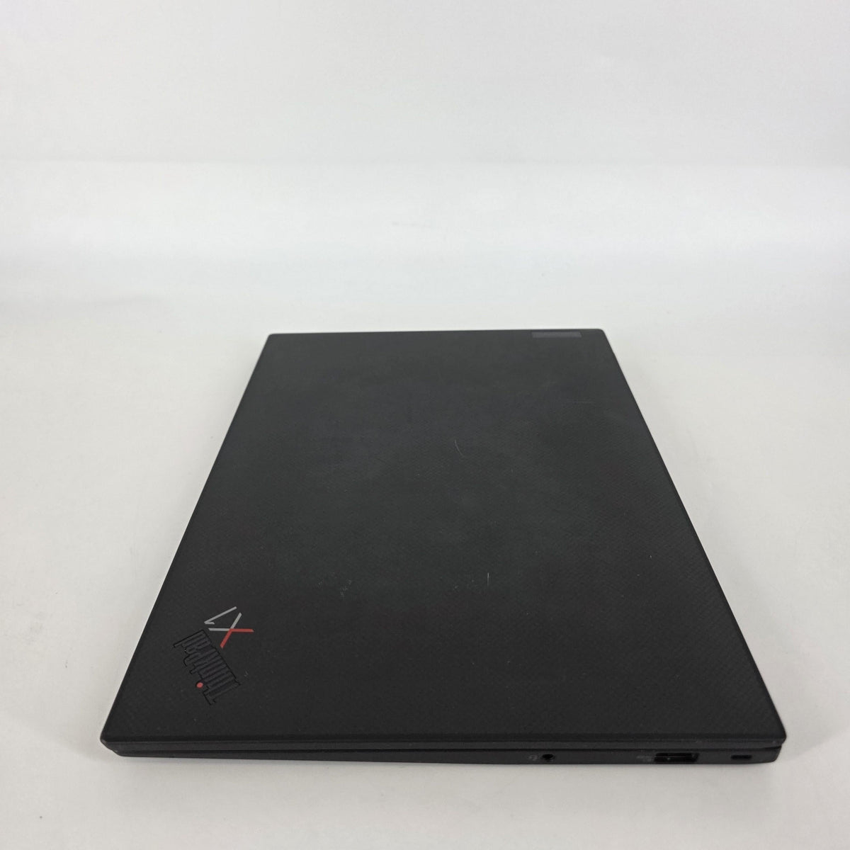 Lenovo ThinkPad X1 Carbon Gen 10 14 Black 1.8 GHz Intel Core i7 12th Gen. 32GB RAM 512GB Solid State Drive