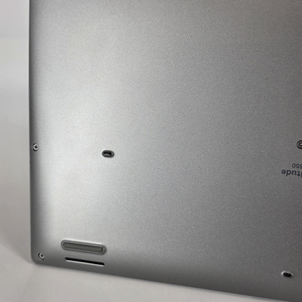 Dell Latitude 5550 15.6 Gray 1.7 GHz Intel Core Ultra 7 32GB RAM 512GB Solid State Drive