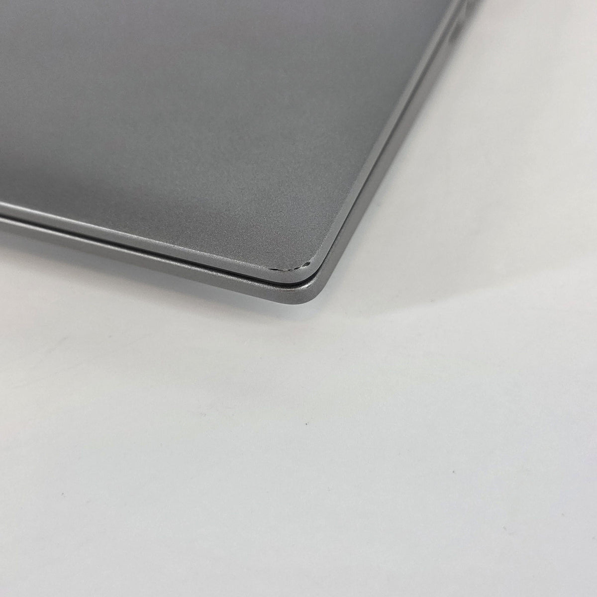 Dell Latitude 5550 15.6 Gray 1.7 GHz Intel Core Ultra 7 32GB RAM 512GB Solid State Drive