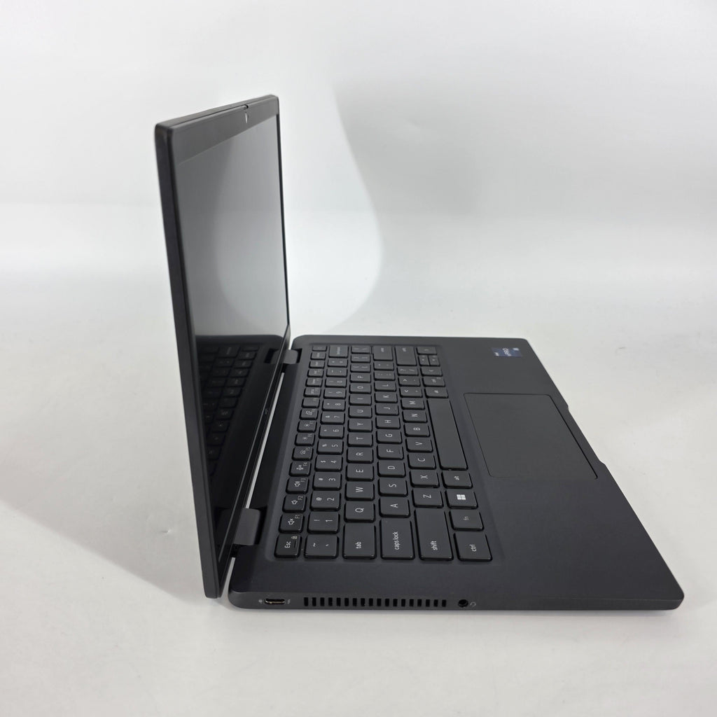 Dell Latitude 7330 13.3 Gray 1.8 GHz Intel Core i7 12th Gen. 16GB RAM 256GB Solid State Drive