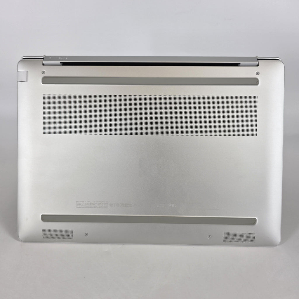 HP OmniBook 5 14 Glacier Silver 3.2 GHz Qualcomm Snapdragon X Plus 32GB RAM 1TB Solid State Drive