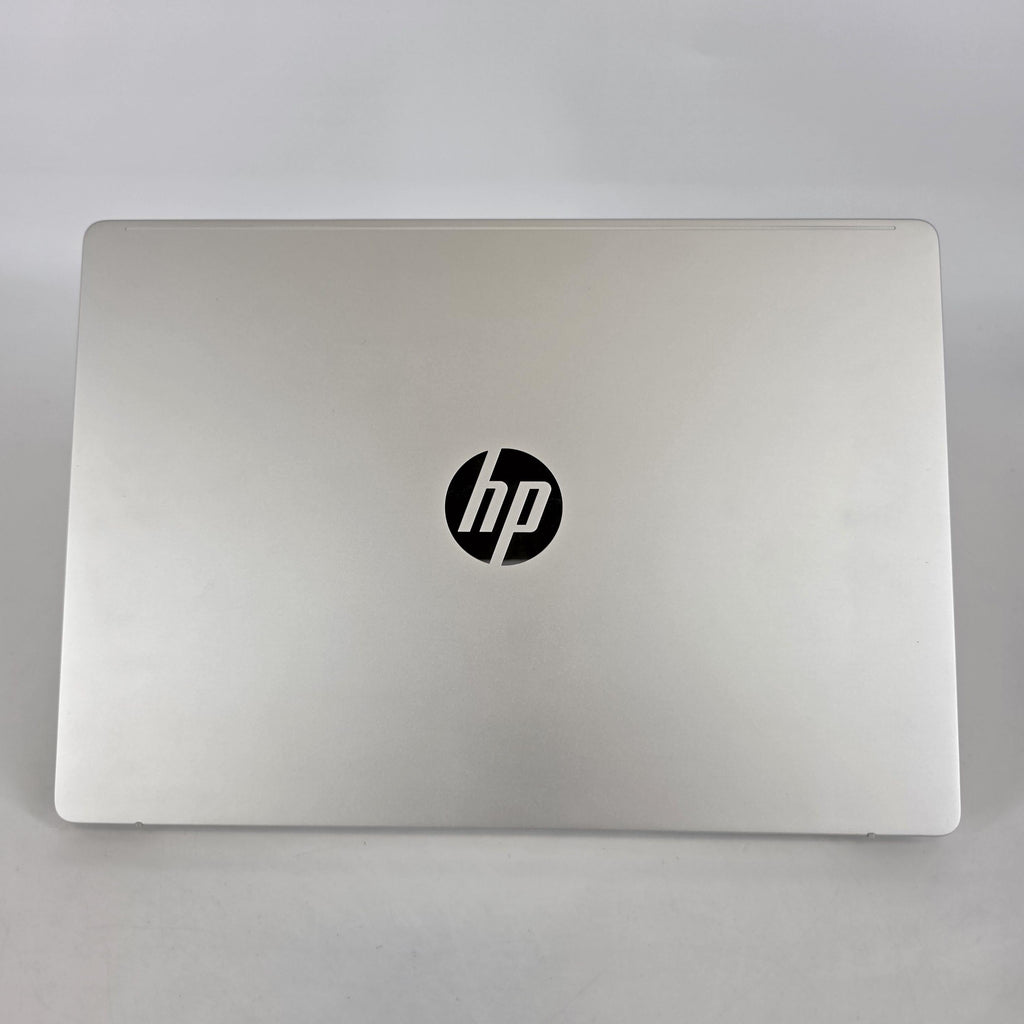 HP OmniBook 5 14 Glacier Silver 3.2 GHz Qualcomm Snapdragon X Plus 32GB RAM 1TB Solid State Drive