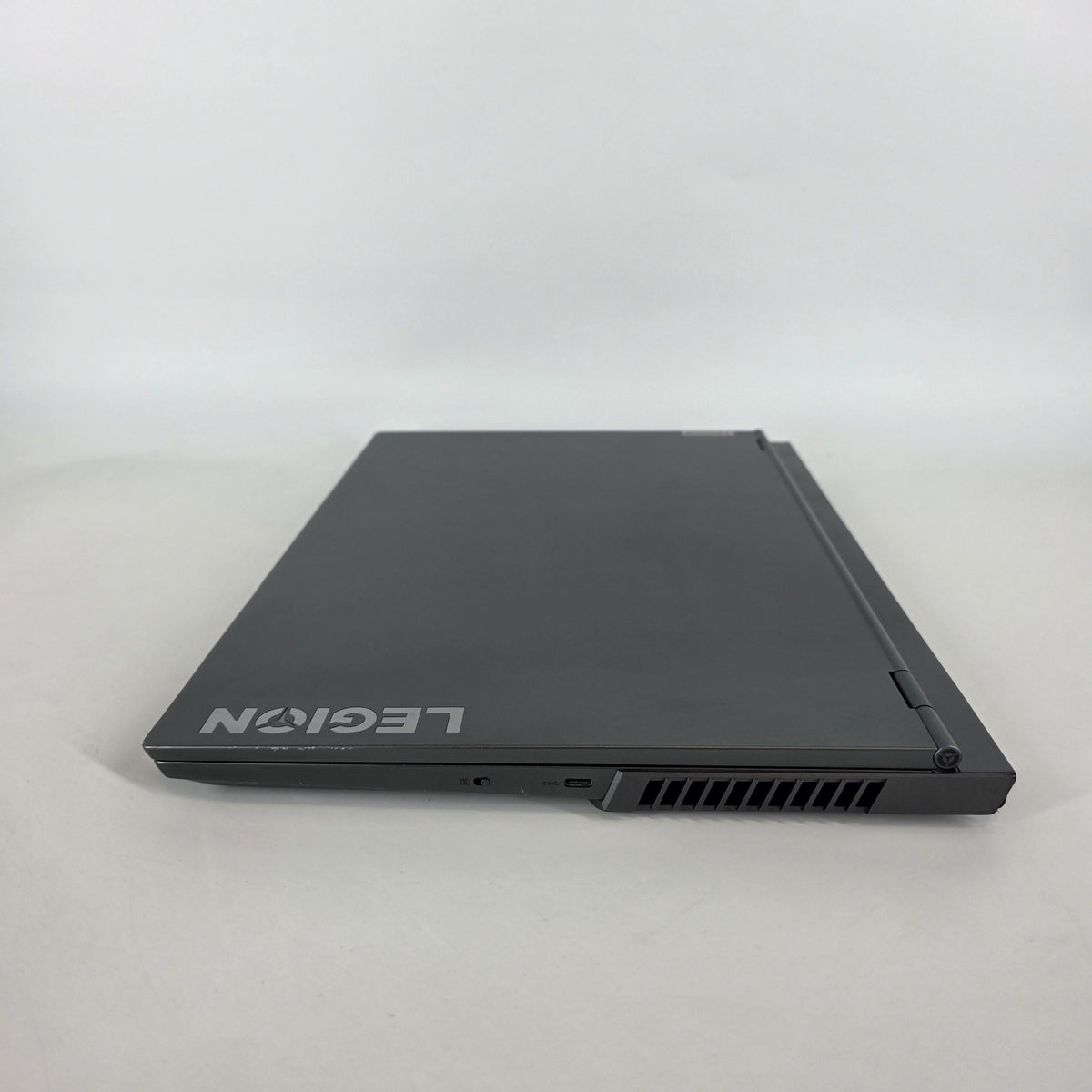 Lenovo Legion 7i 16 Gray 2.3 GHz Intel Core i7 11th Gen. 32GB RAM 1TB Solid State Drive NVIDIA GeForce RTX 3070 8 GB