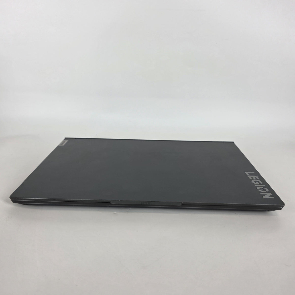 Lenovo Legion 7i 16 Gray 2.3 GHz Intel Core i7 11th Gen. 32GB RAM 1TB Solid State Drive NVIDIA GeForce RTX 3070 8 GB