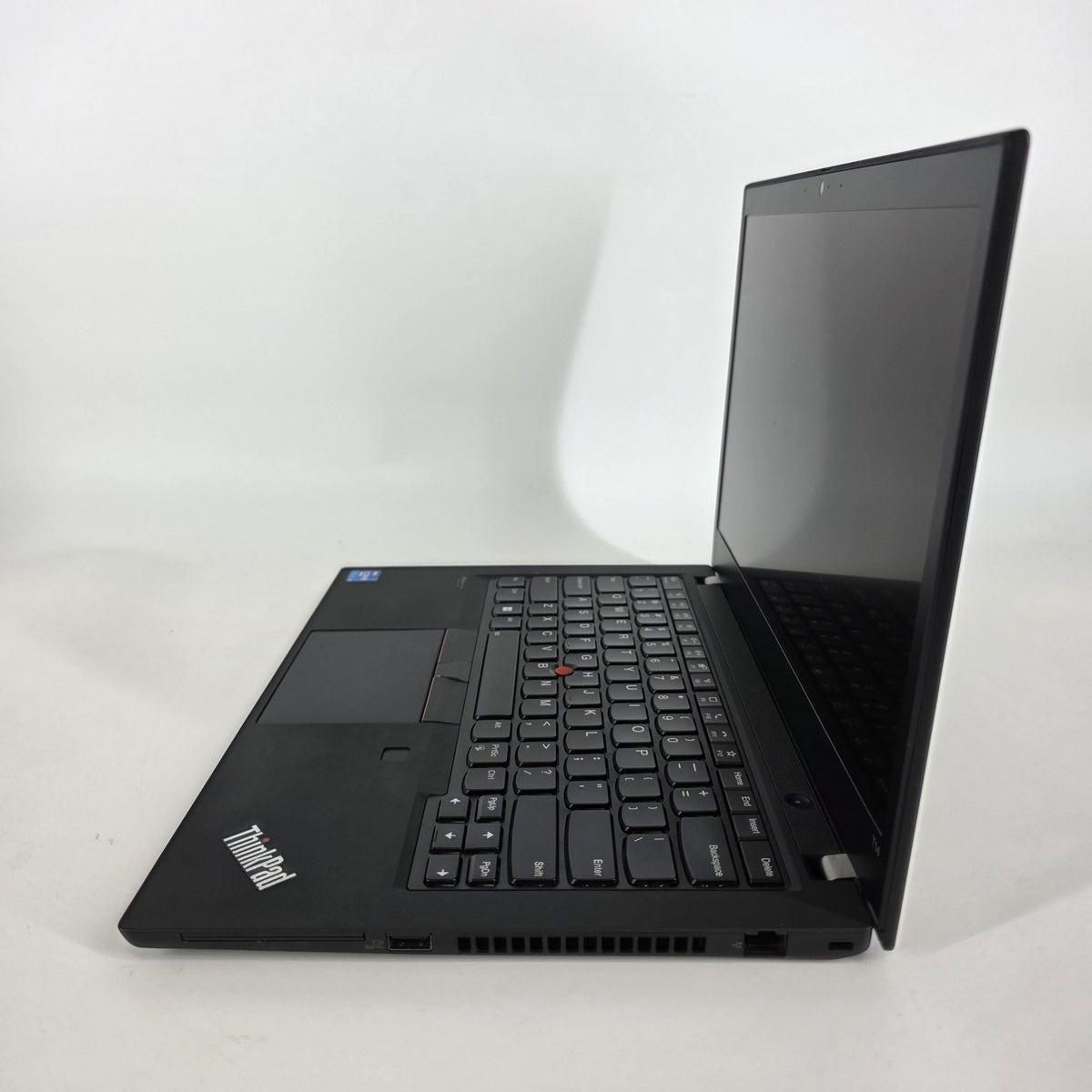 Lenovo ThinkPad T14 Gen 2 Black 2.6 GHz Intel Core i5 11th Gen. 8GB RAM 256GB Solid State Drive
