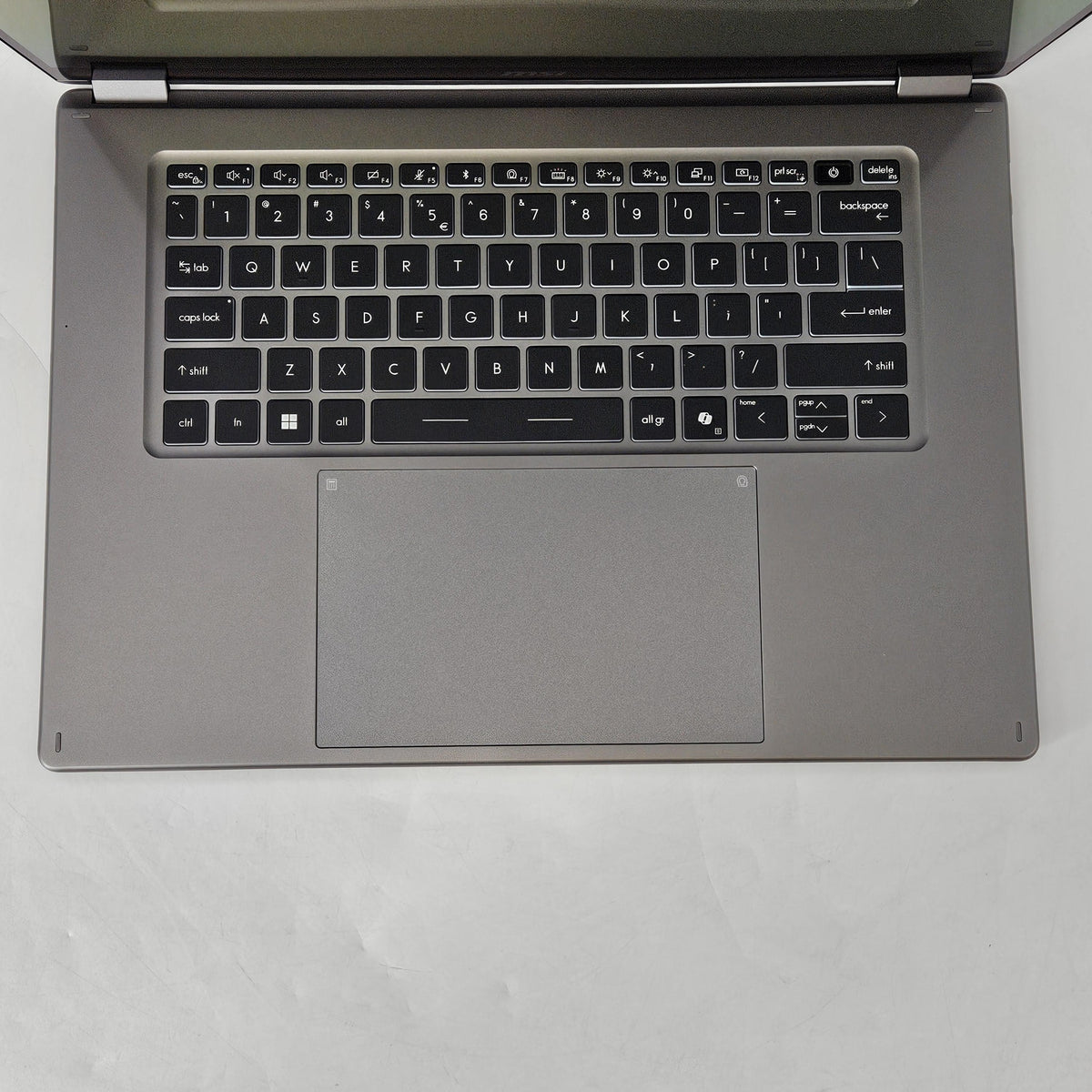 MSI Prestige 16 Flip AI+ Intel Core Ultra X9 Series 3 32GB RAM 1TB Solid State Drive