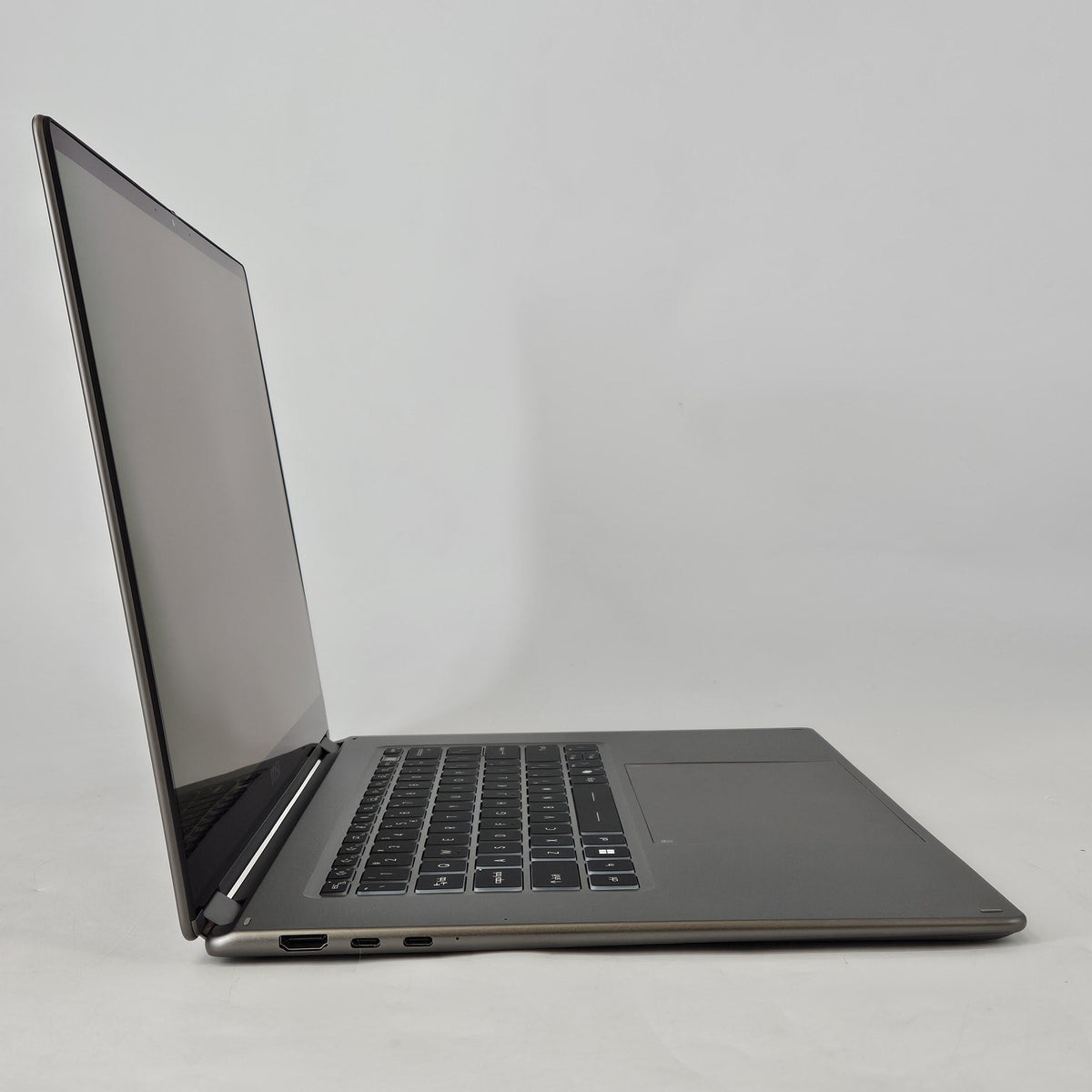 MSI Prestige 16 Flip AI+ Intel Core Ultra X9 Series 3 32GB RAM 1TB Solid State Drive