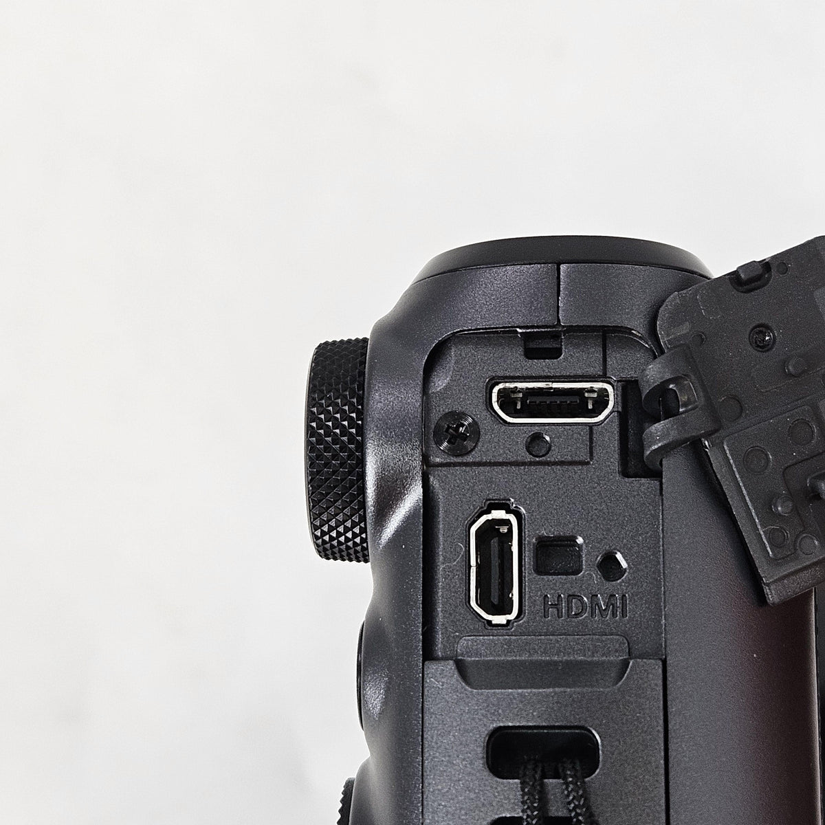 Canon PowerShot SX720HS