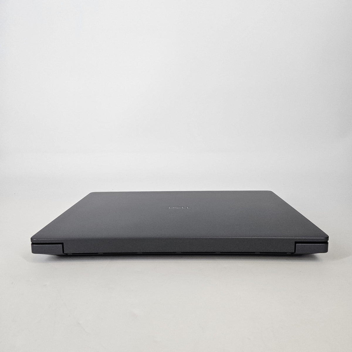 Dell Pro Max 16 Plus MB16250 Magnetite 2.6 GHz Intel Core Ultra 7 Series 2 64GB RAM 256GB Solid State Drive NVIDIA RTX PRO 2000 Blackwell 8 GB