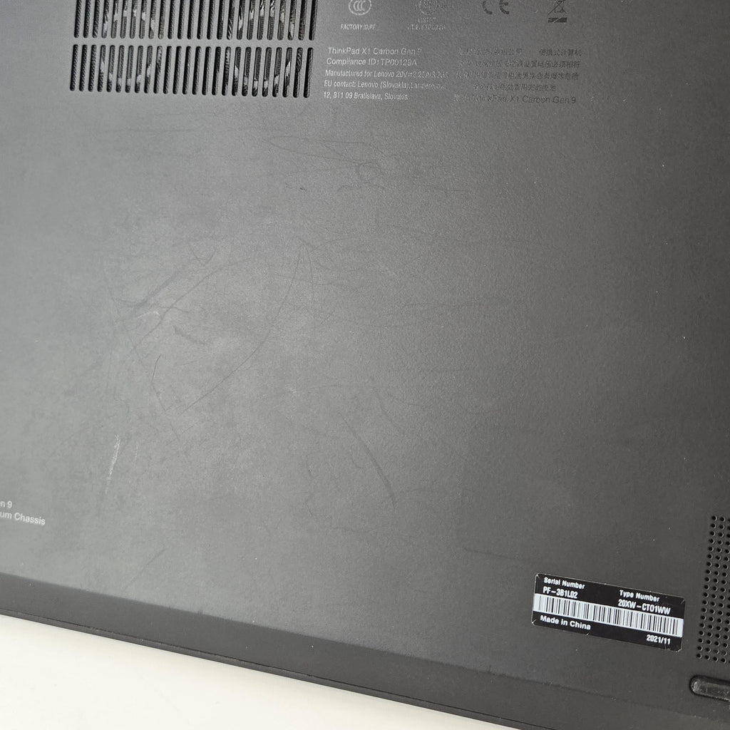 Lenovo ThinkPad X1 Carbon Gen 9 14 Black 2.8 GHz Intel Core i7 11th Gen. 16GB RAM 512GB Solid State Drive