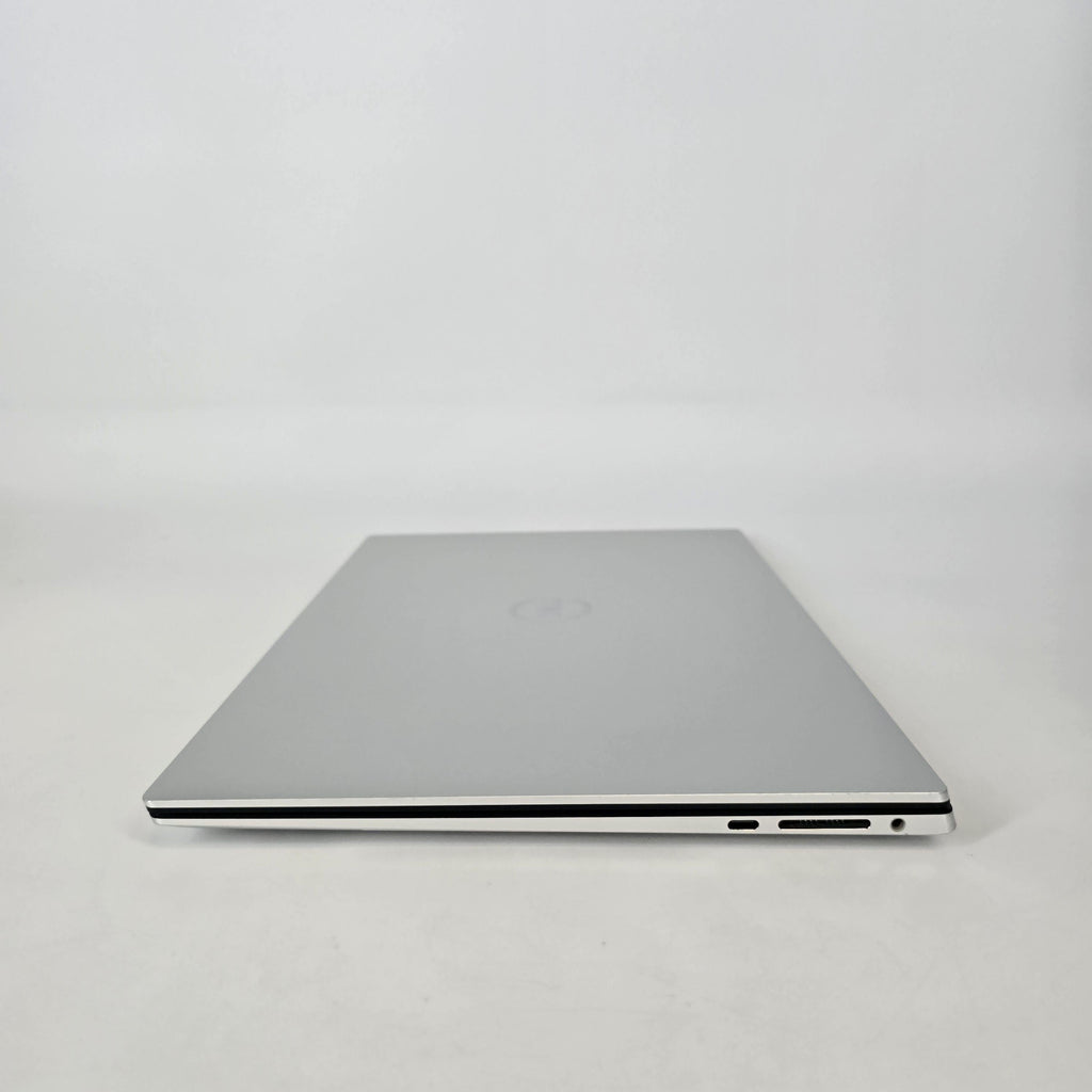 Dell XPS 15 9510 Silver 2.5 GHz Intel Core i9 11th Gen. 32GB RAM 1TB Solid State Drive NVIDIA GeForce RTX 3050 Ti 4 GB