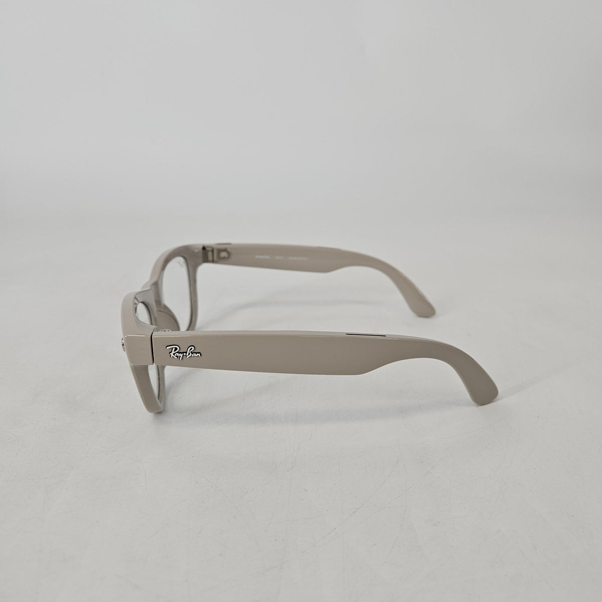 Meta Ray-Ban Meta Skyler (Gen 1) Shiny Chalky Gray 32GB