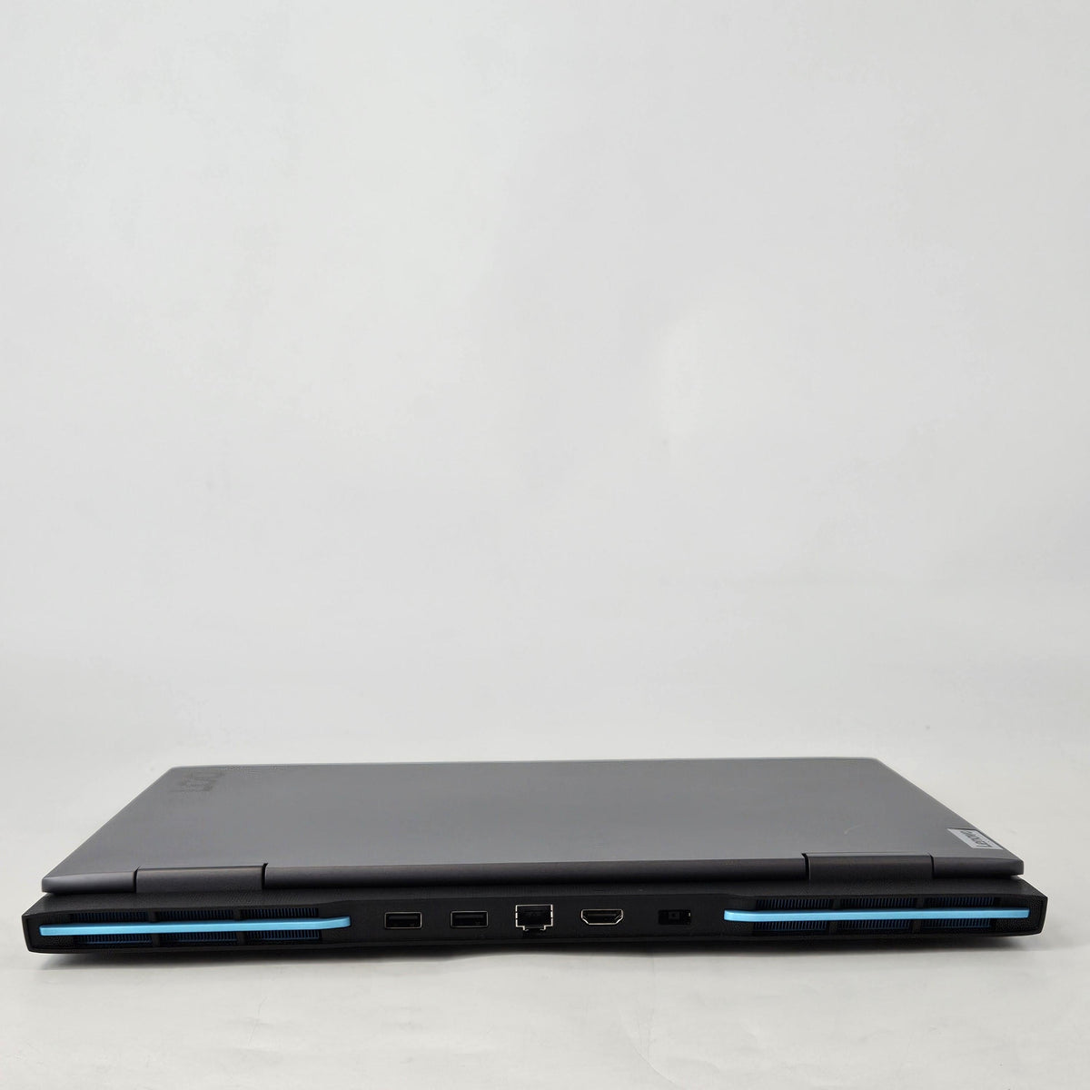 Lenovo LOQ 15 Gray 2.0 GHz Intel Core i5 12th Gen. 8GB RAM 512GB Solid State Drive NVIDIA GeForce RTX 3050 6 GB