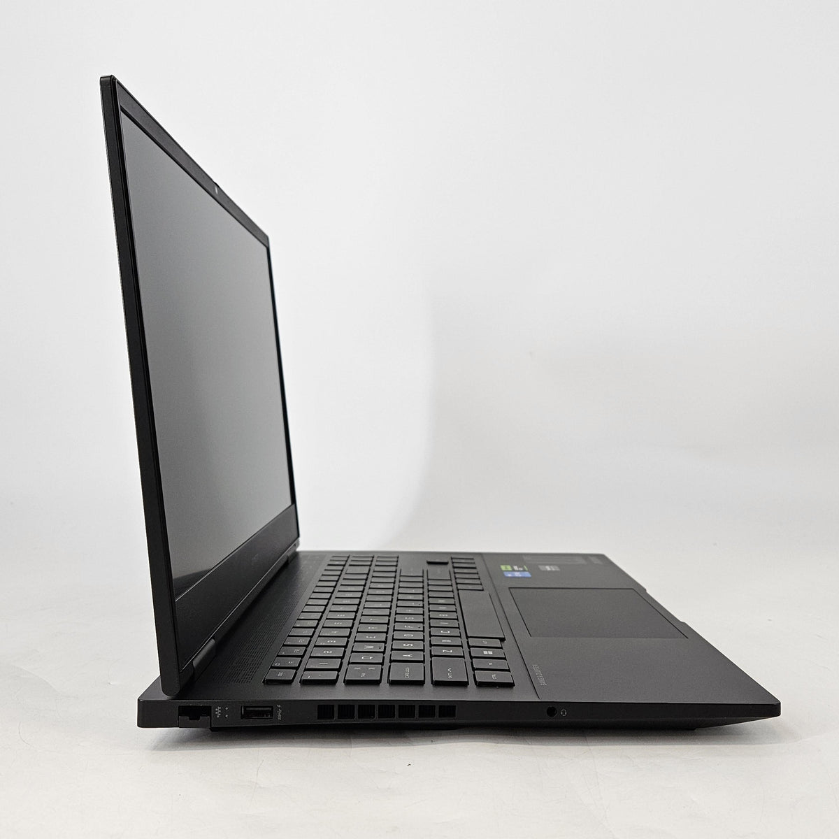 HP Omen 16 Black 2.1 GHz Intel Core i5 13th Gen. 16GB RAM 512GB Solid State Drive NVIDIA GeForce RTX 4050 6 GB