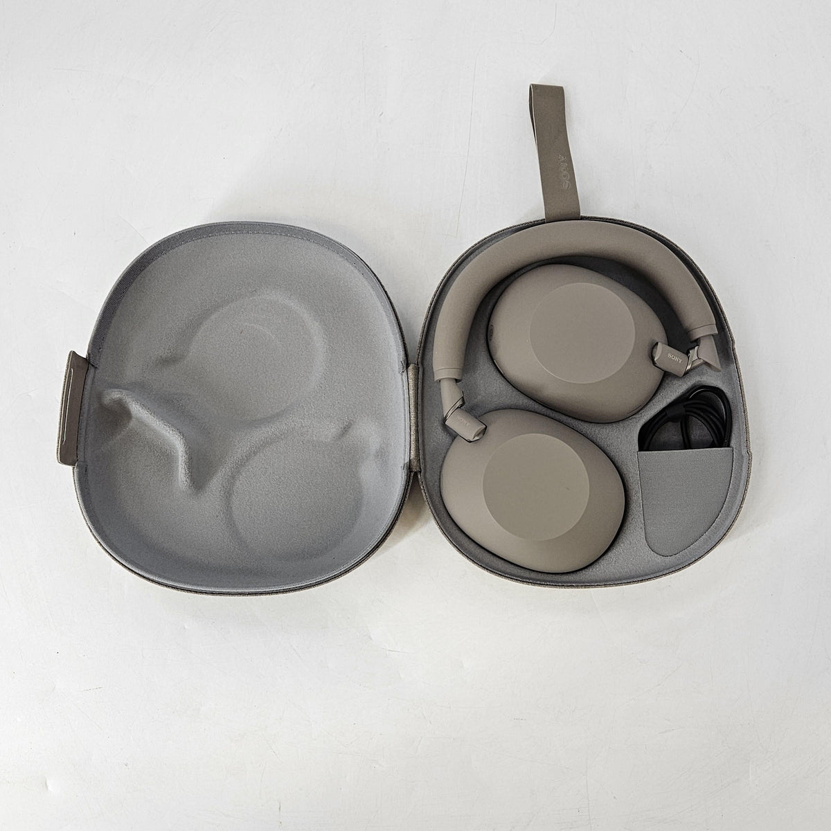 Sony WH-1000XM6 Headphones Sandstone
