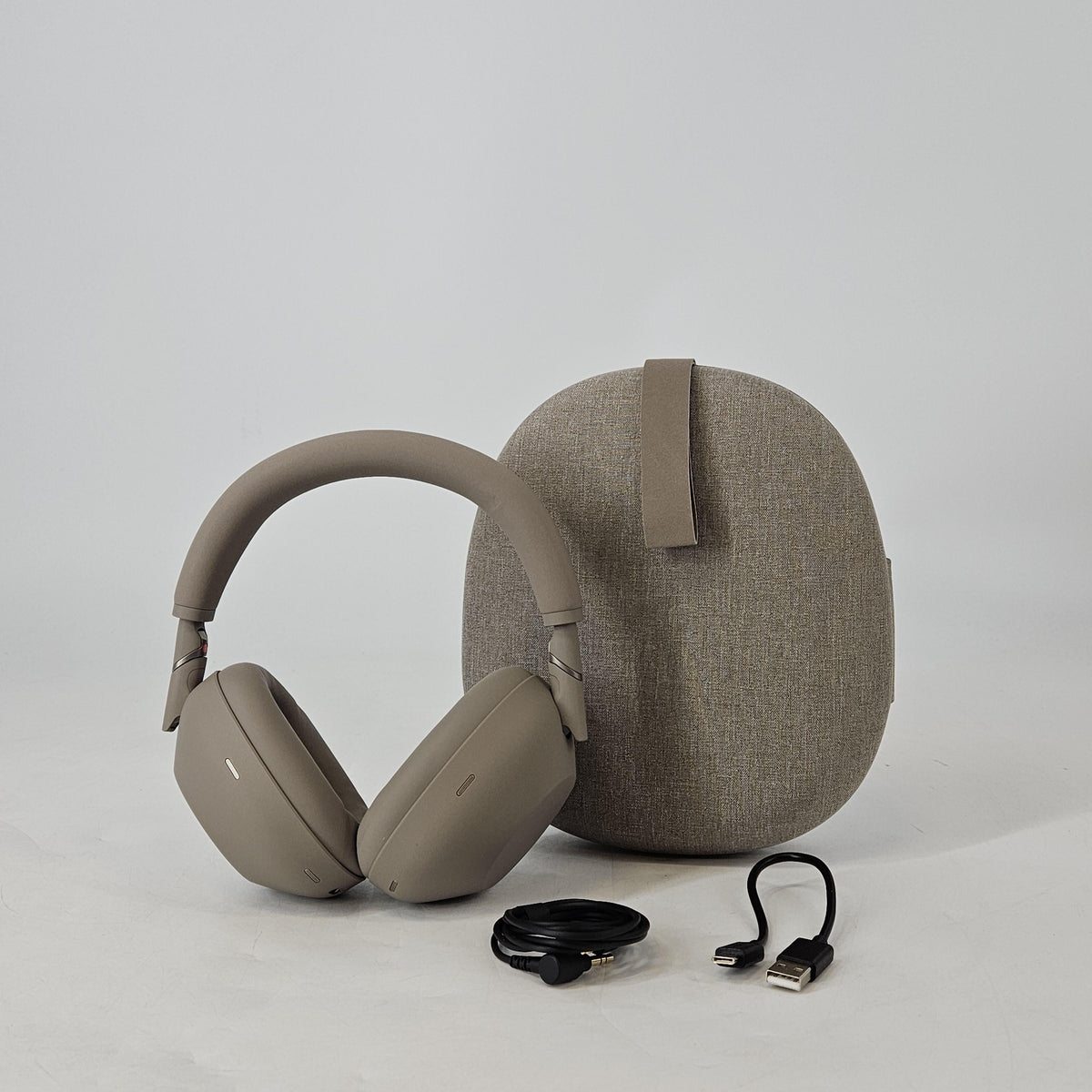 Sony WH-1000XM6 Headphones Sandstone