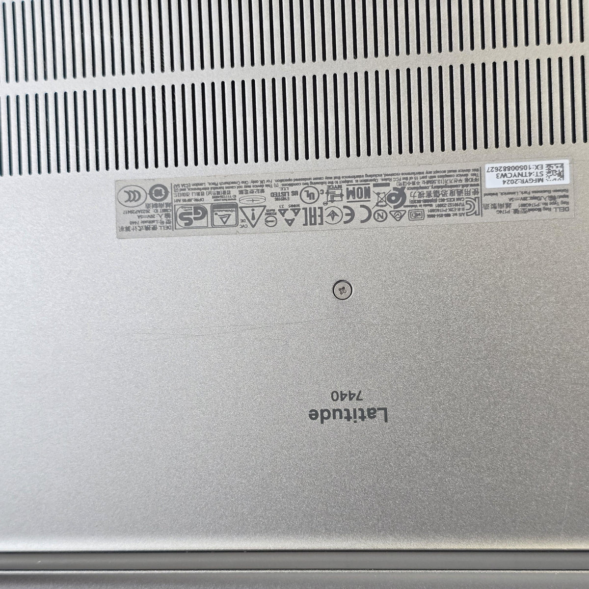 Latitude 7440 14 Gray 1.9 GHz Intel Core i7 13th Gen. 32GB RAM 256GB Solid State Drive