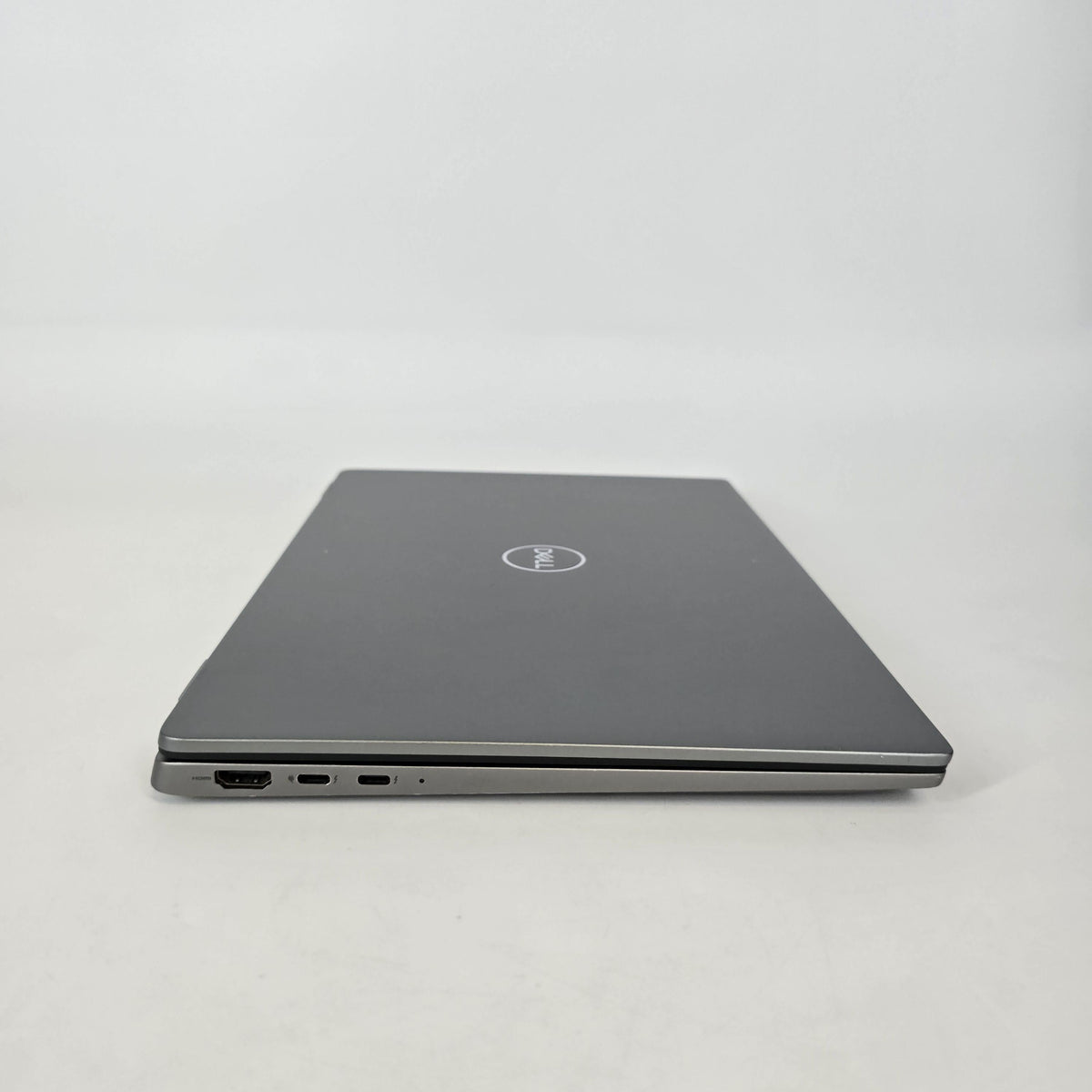 Latitude 7440 14 Gray 1.9 GHz Intel Core i7 13th Gen. 32GB RAM 256GB Solid State Drive